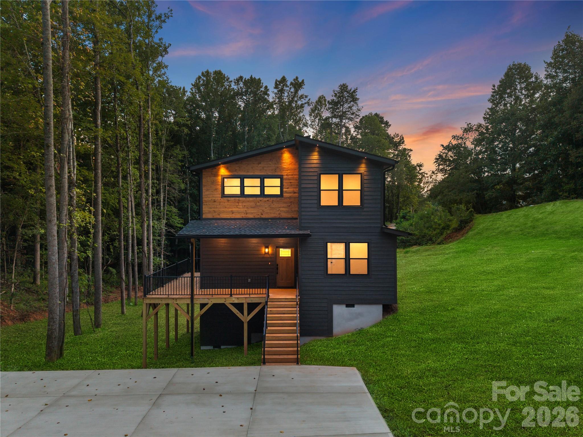 129 Quiet Woods Drive — photo