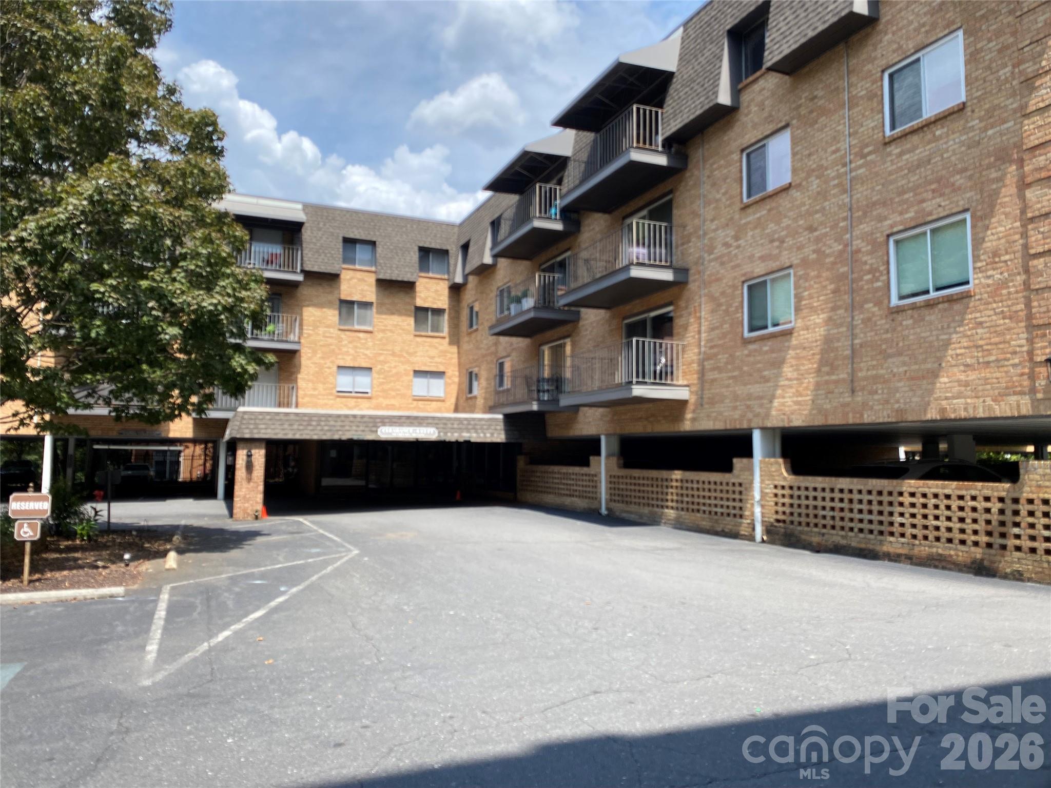 1323 Queens Road 208 — photo