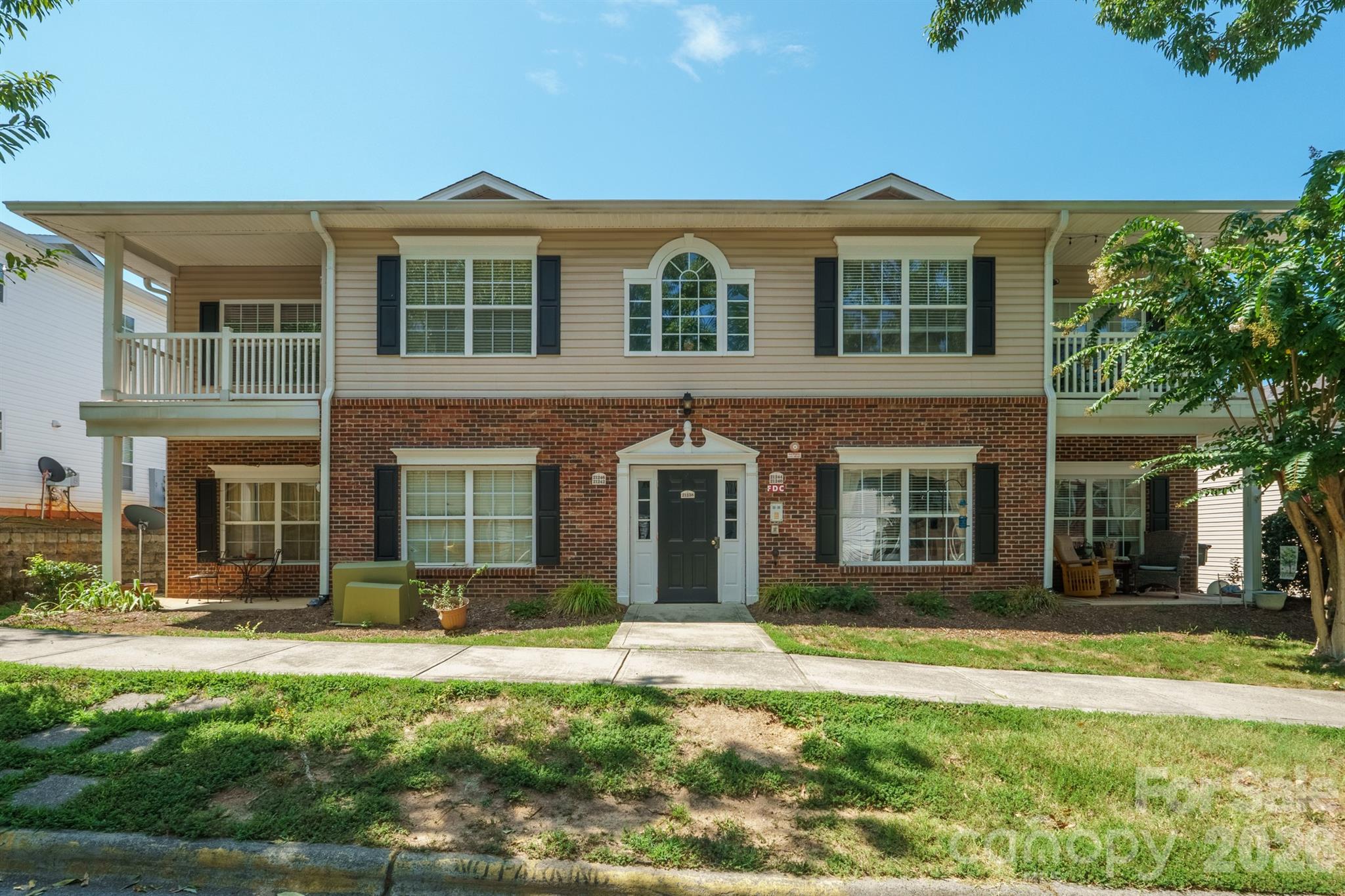 21246 Hickory Street — photo