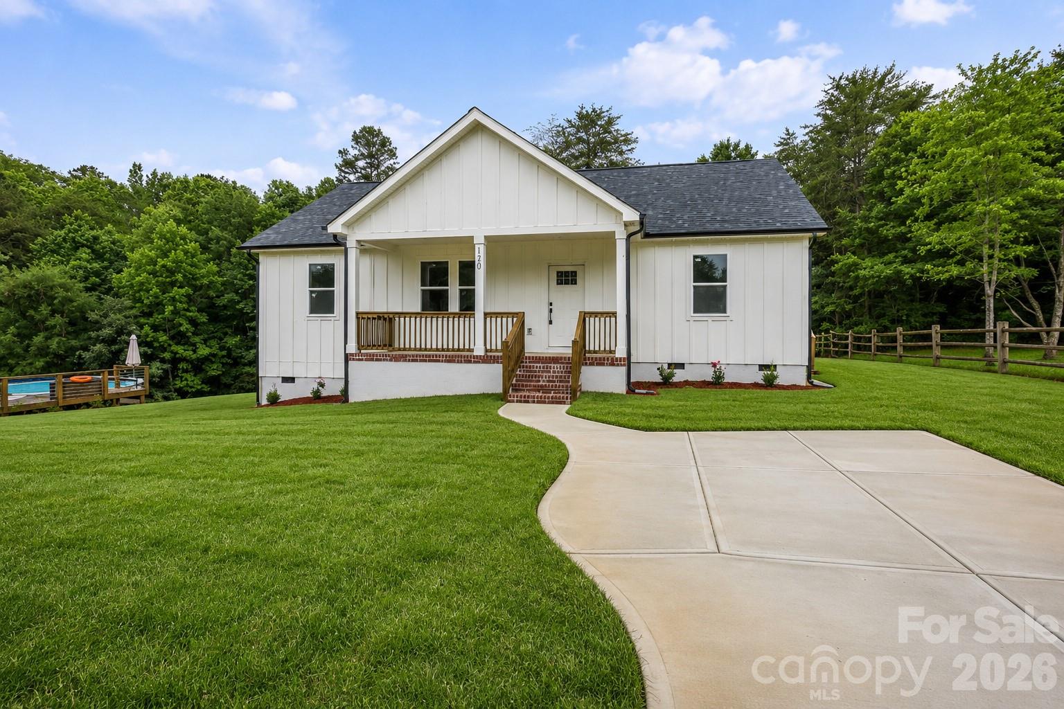 120 Whistling Pines Drive — photo