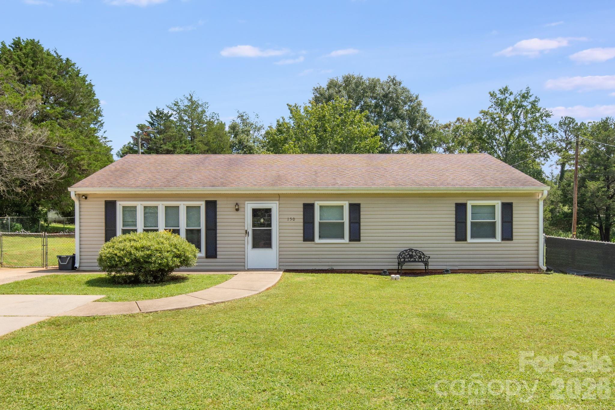 150 Hillbrook Drive — photo
