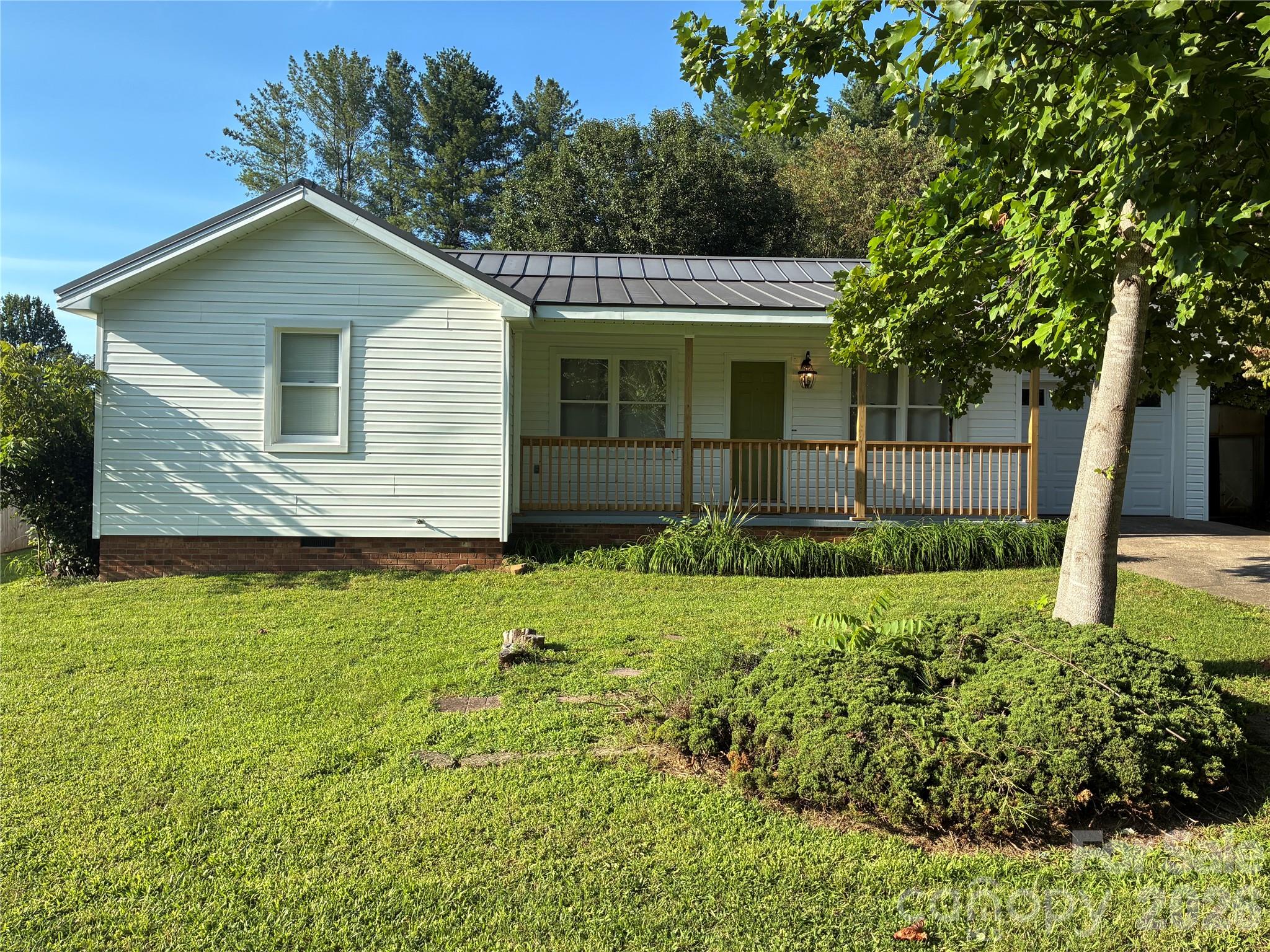 1008 Hopedale Drive — photo