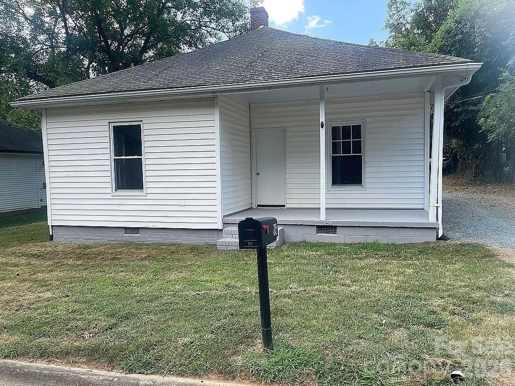 72 Spencer Avenue — photo