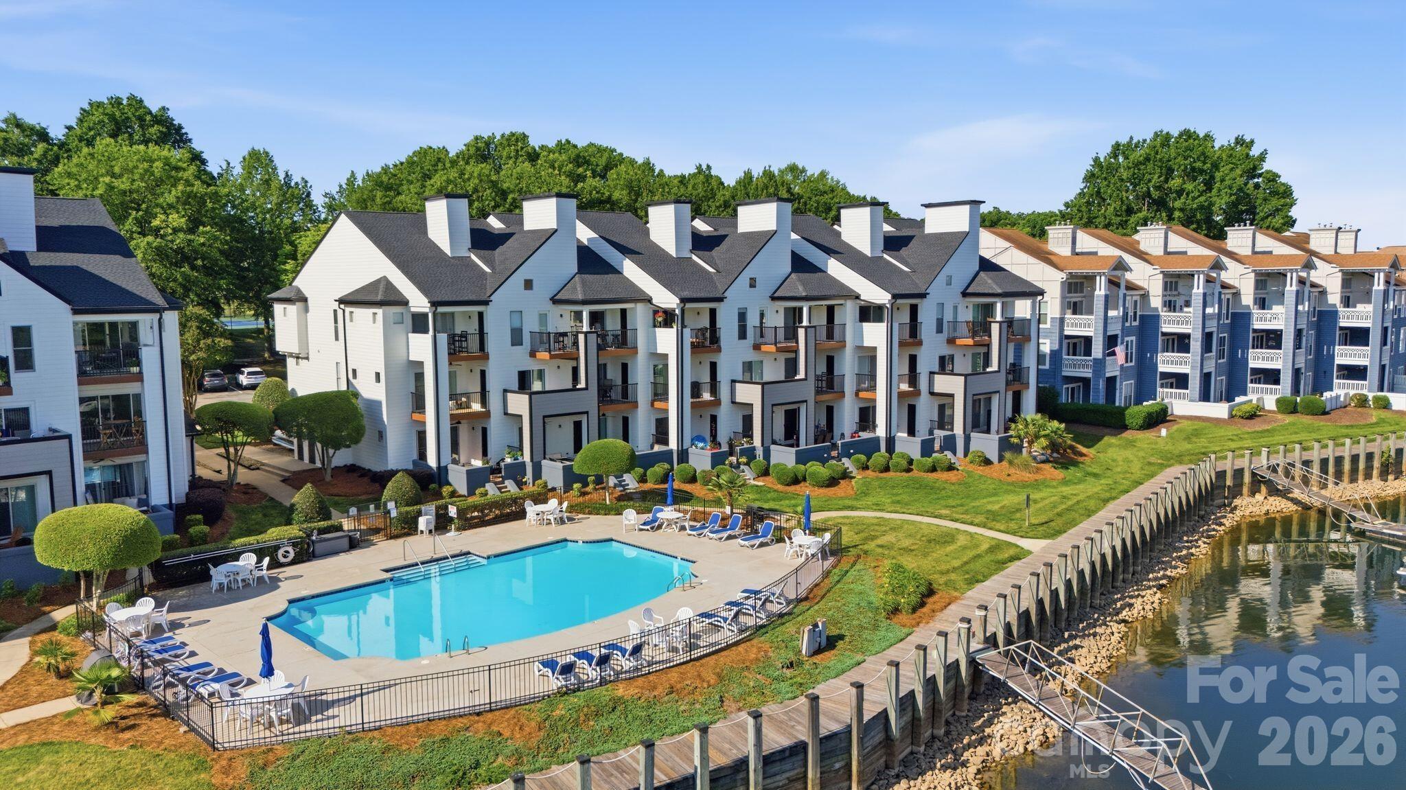 18705 Vineyard Point Lane 48 — photo