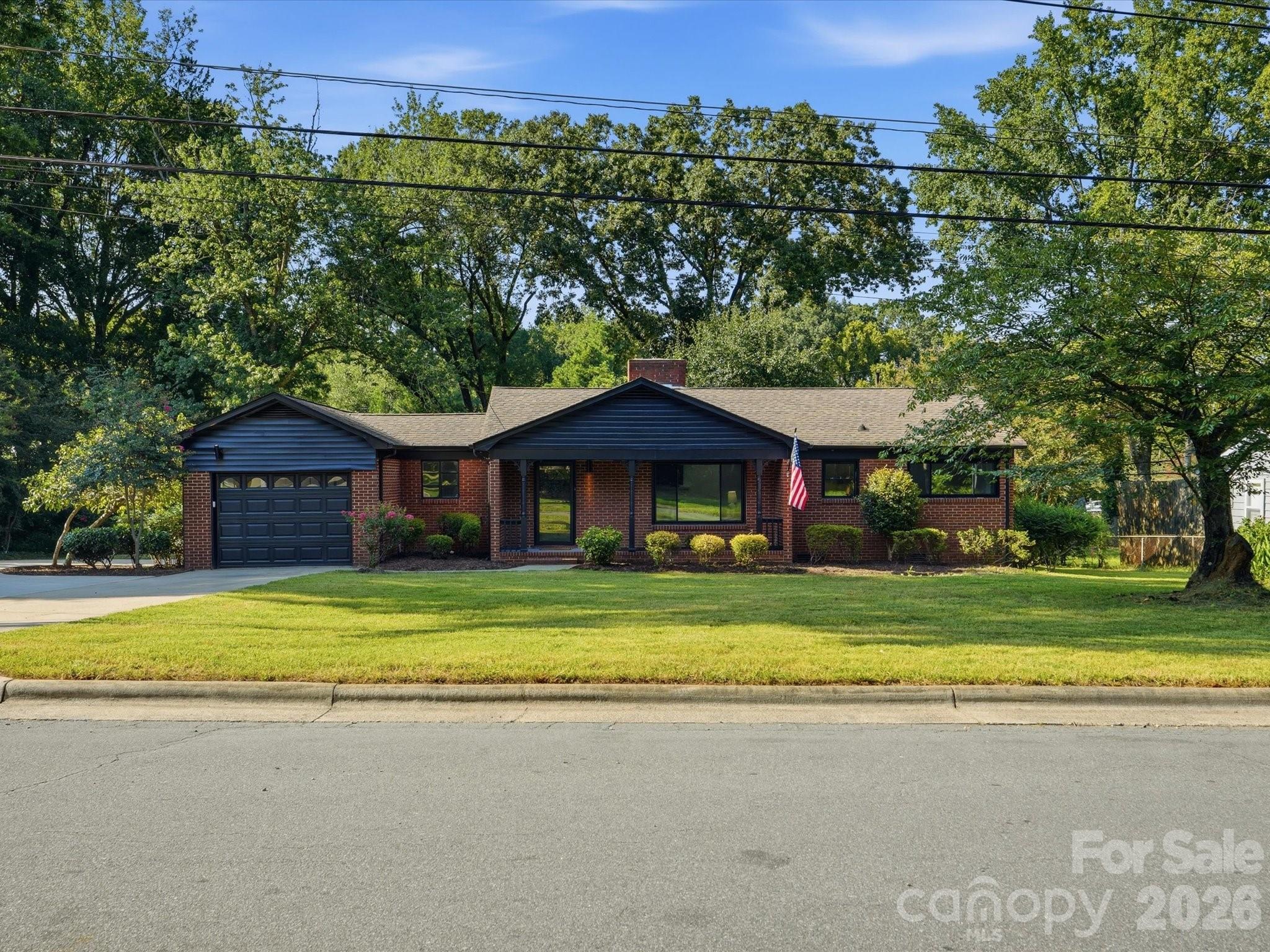 5701 Wilora Lake Road — photo