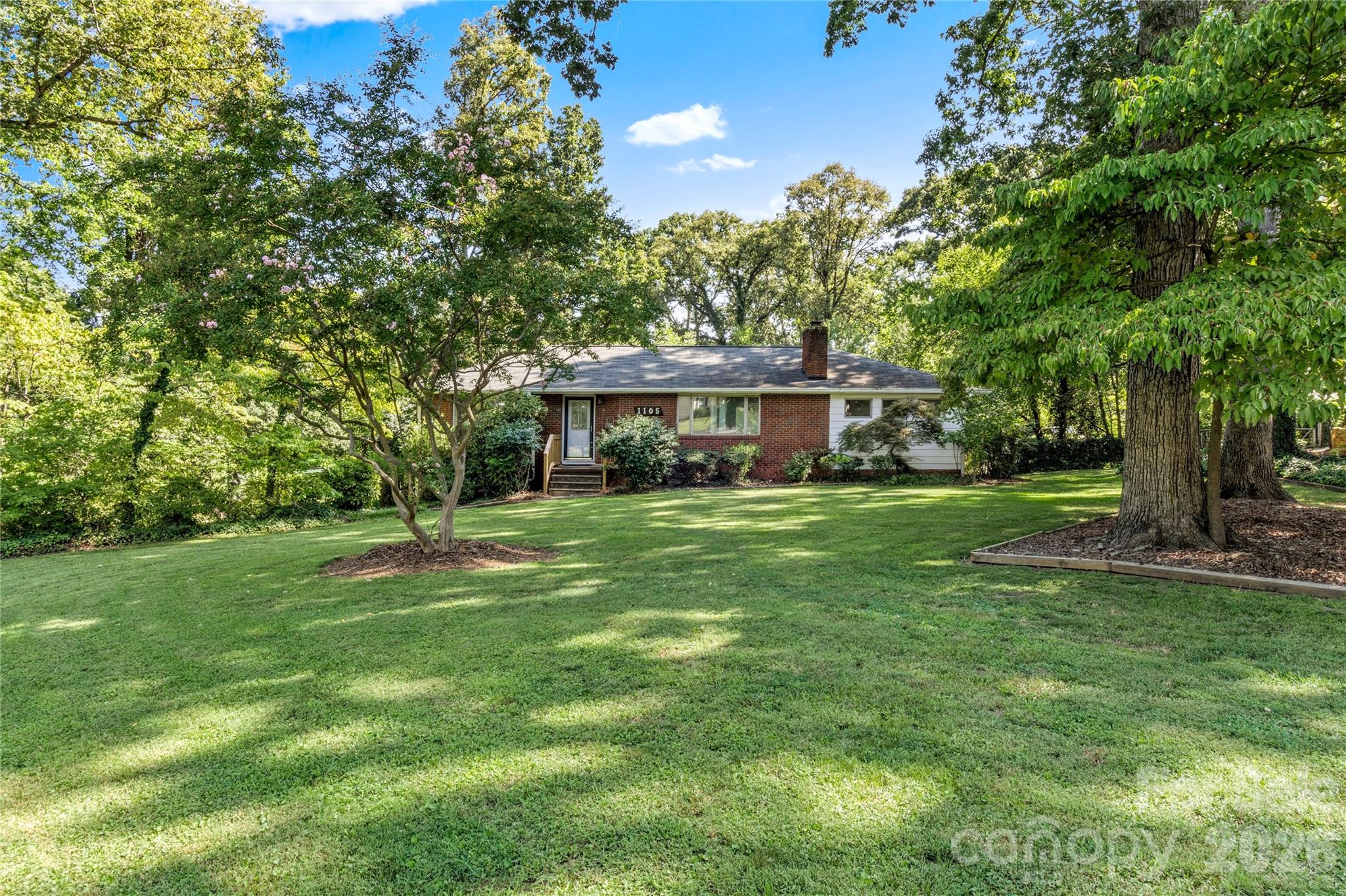 1105 Graystone Drive — photo