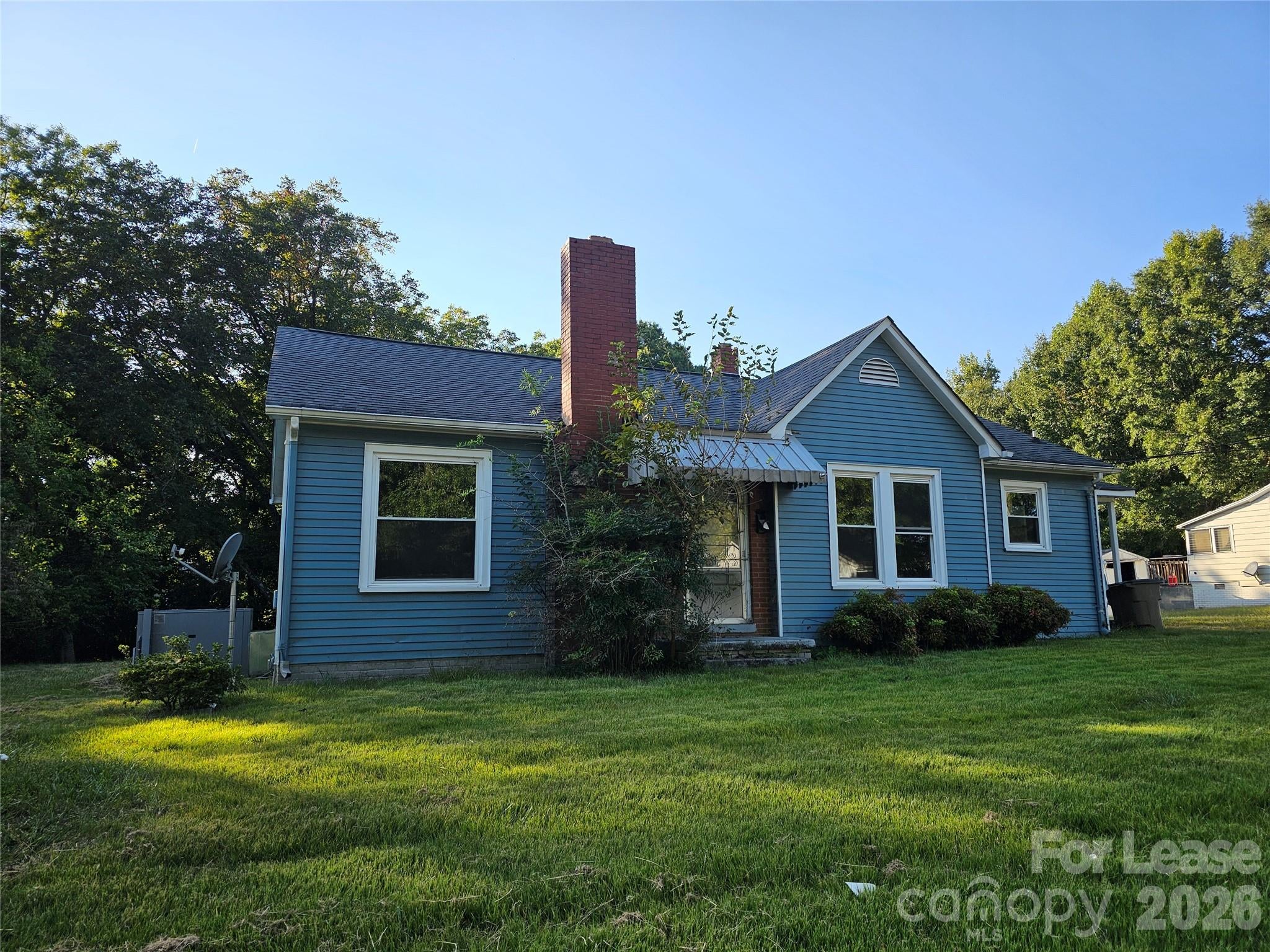 824 Hamrick Street — photo