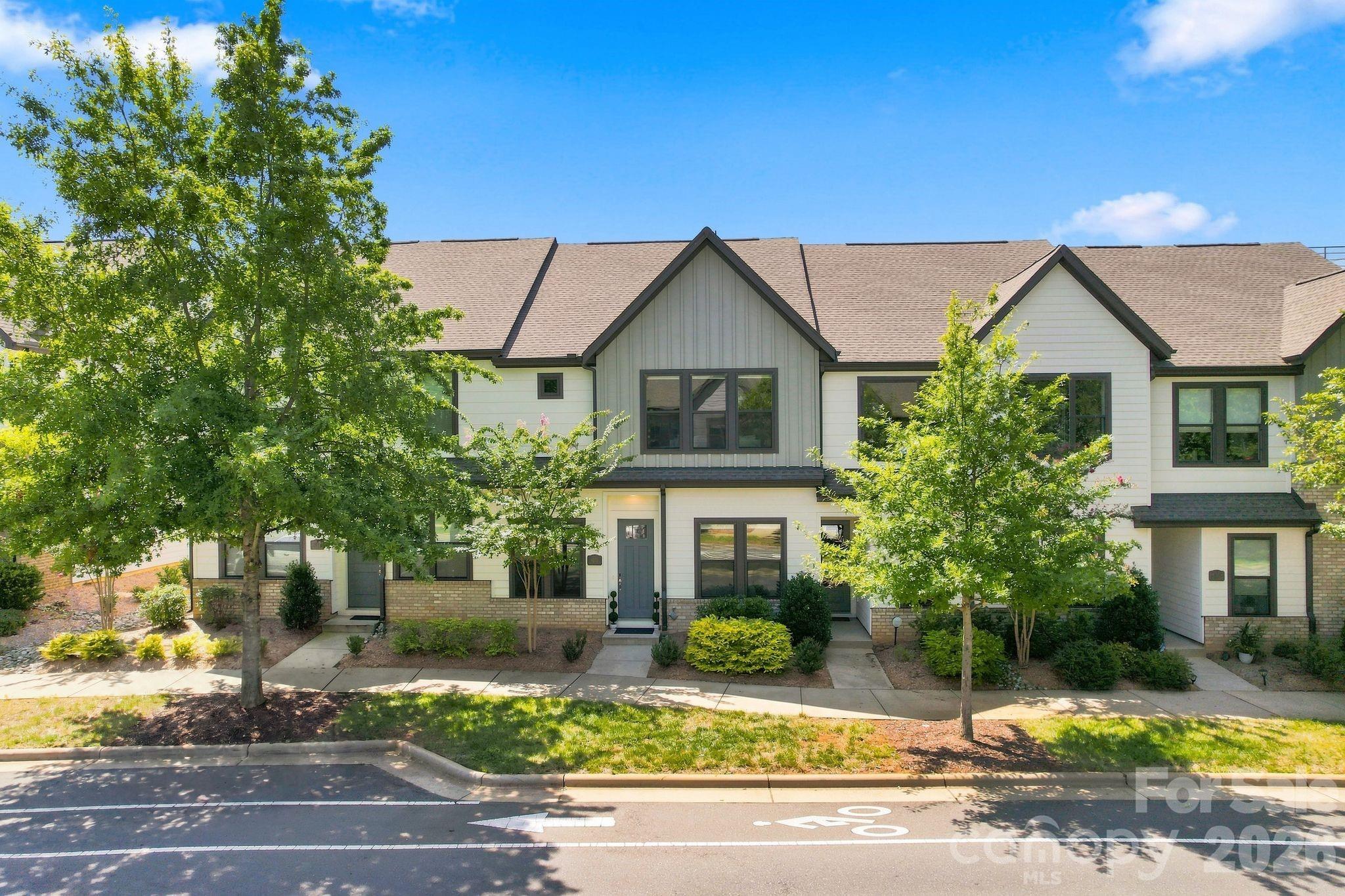 5930 Ardrey Kell Road — photo