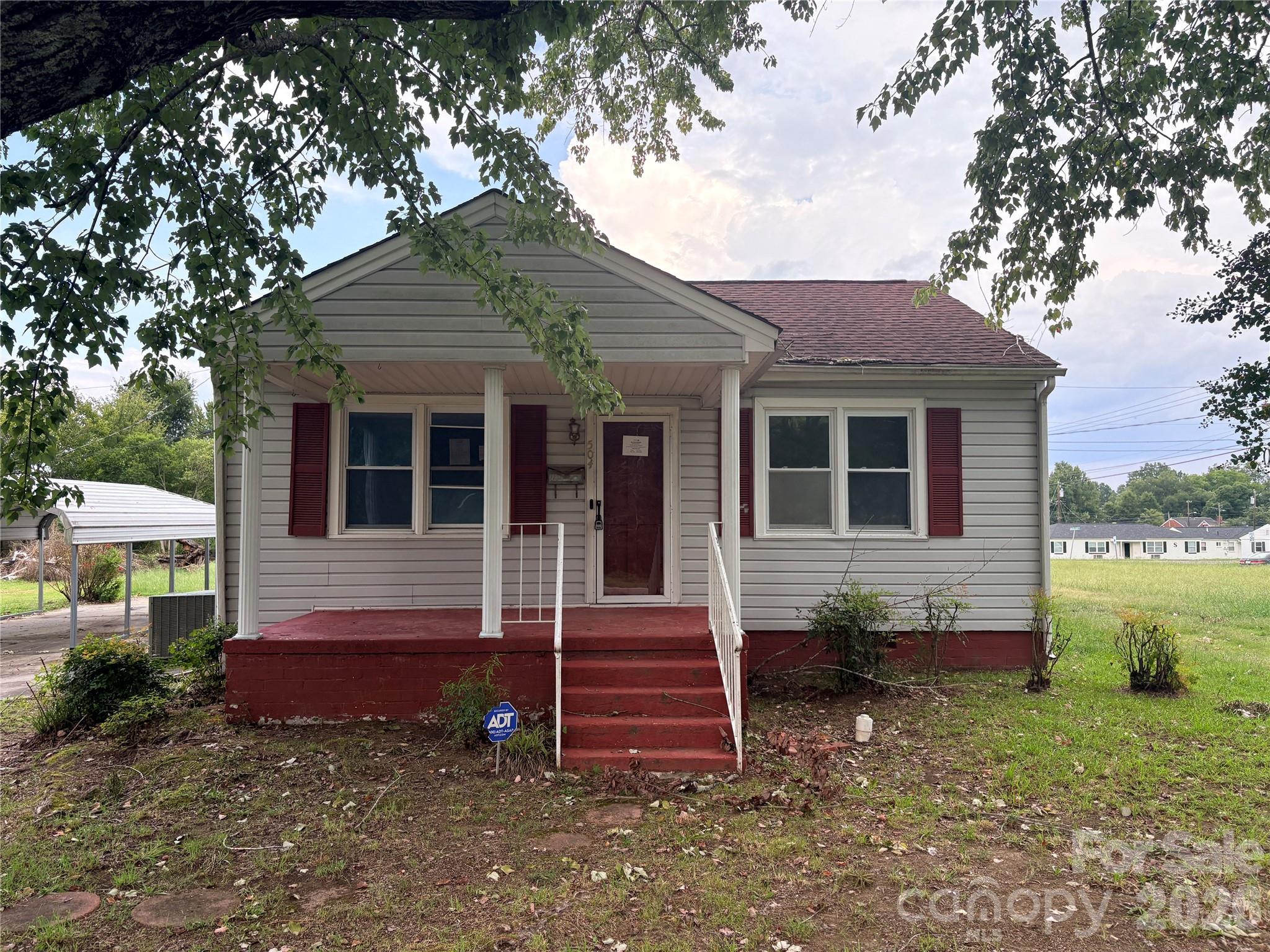 504 Brendale Drive — photo