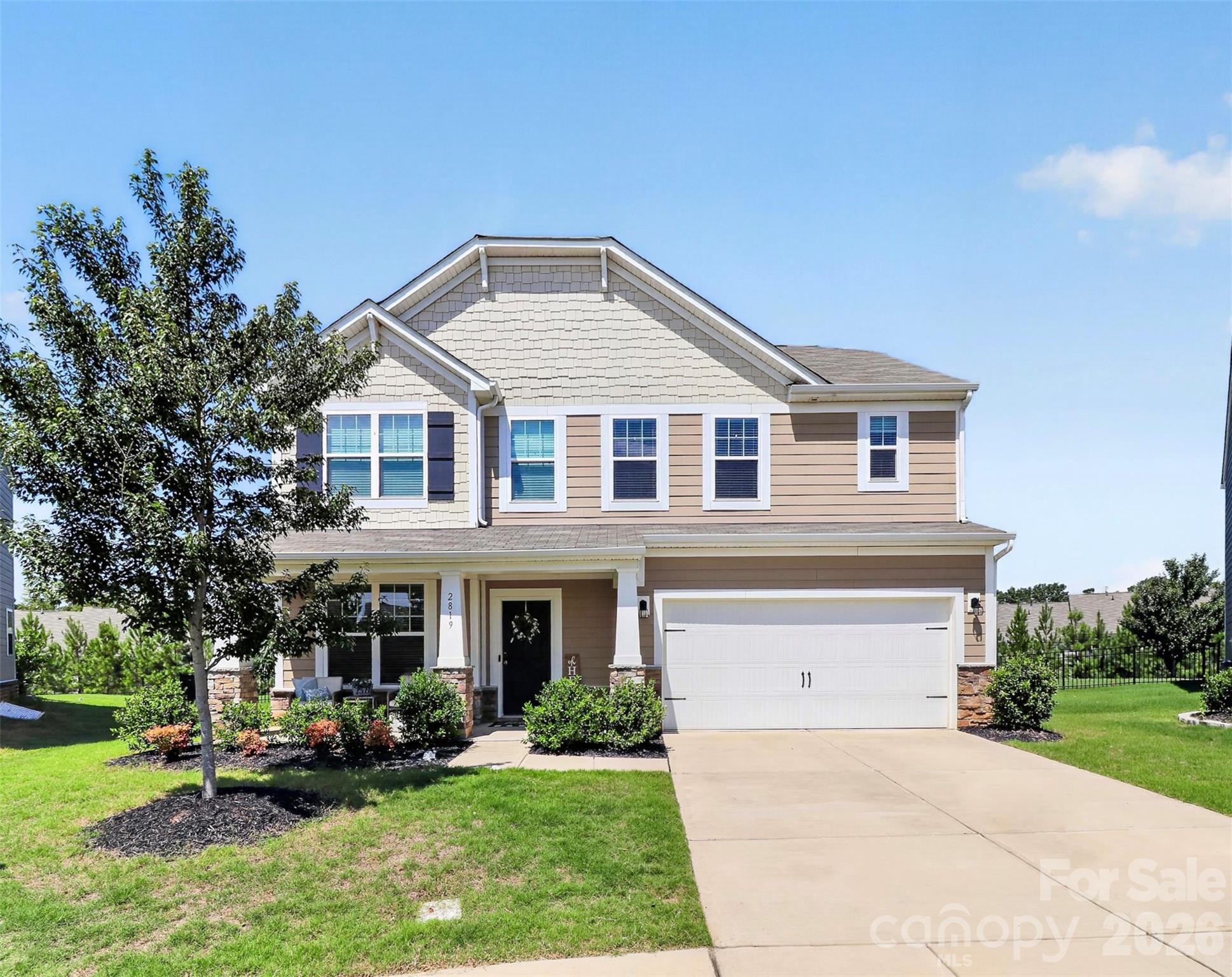 2819 Dominion Court — photo