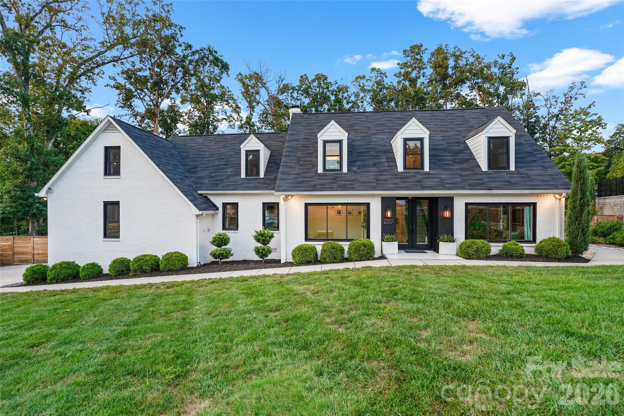 2201 Whilden Court — photo