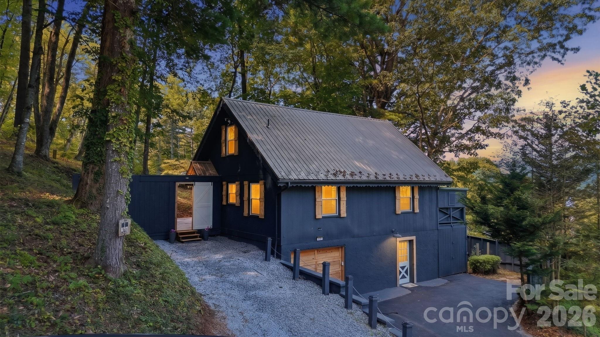 410 Mother In Law Lane — photo