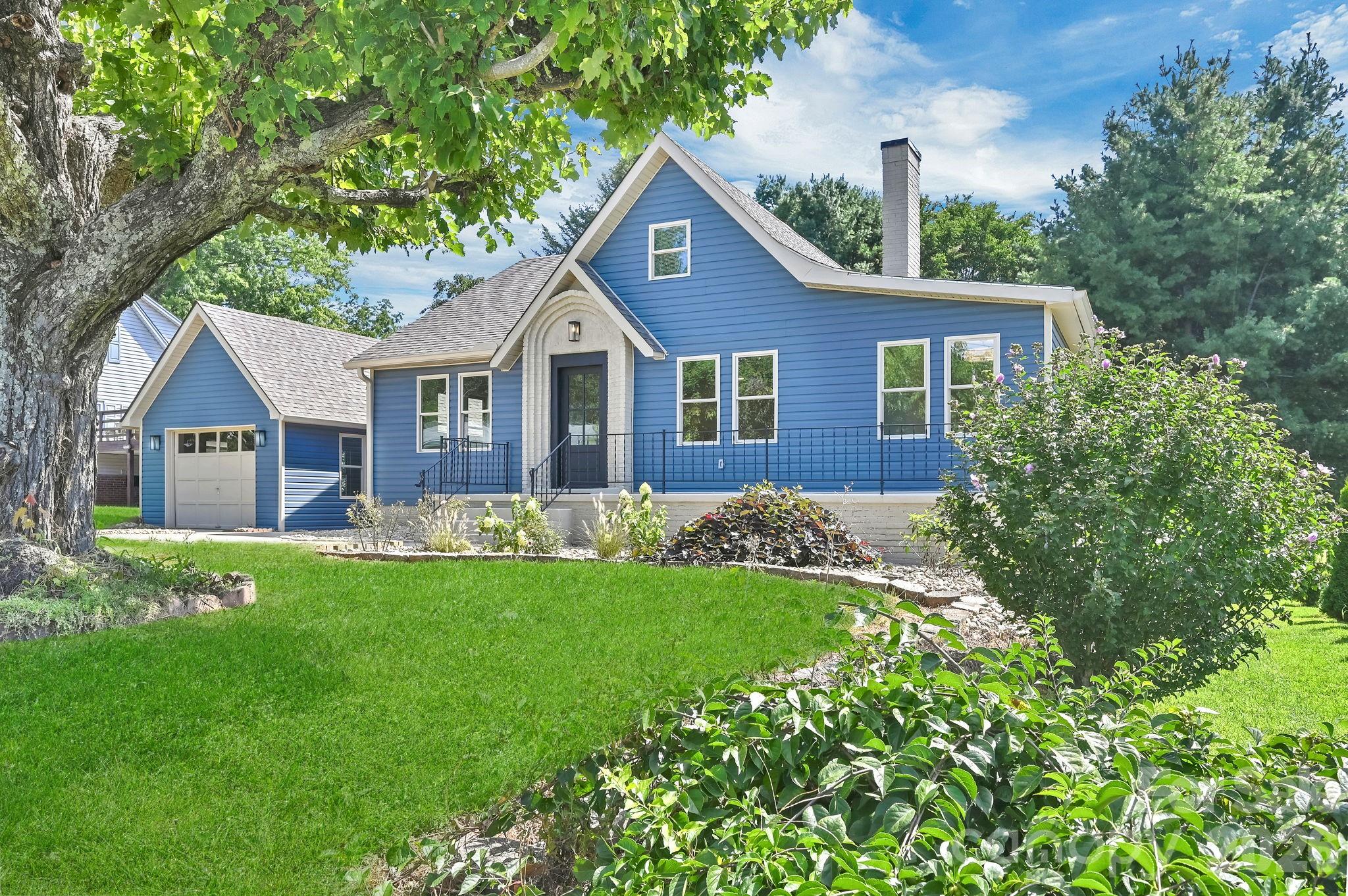 34 Long View Drive — photo