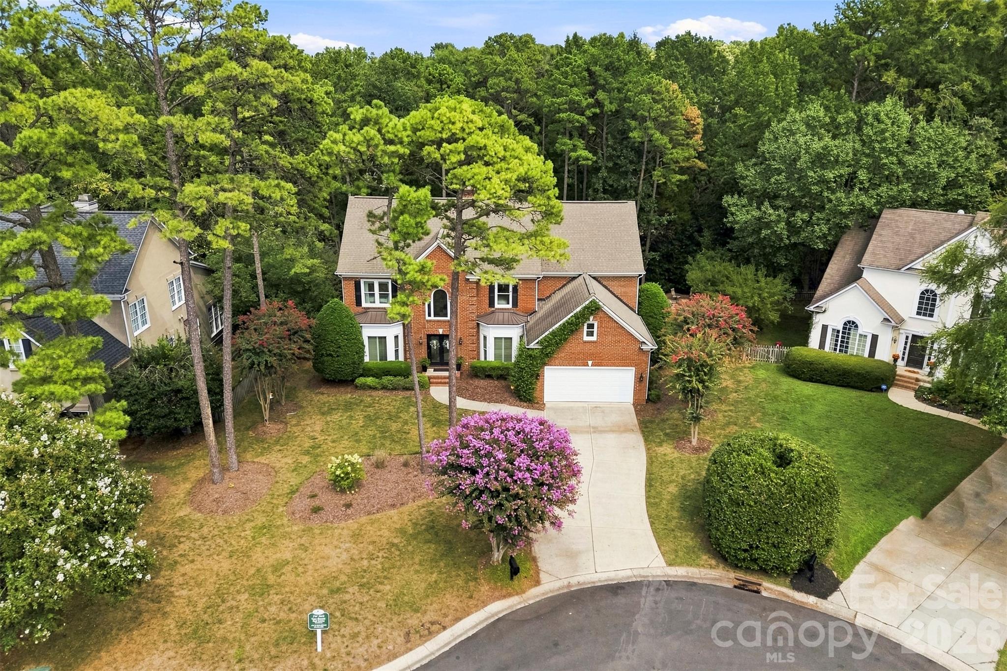 7337 Versailles Lane — photo