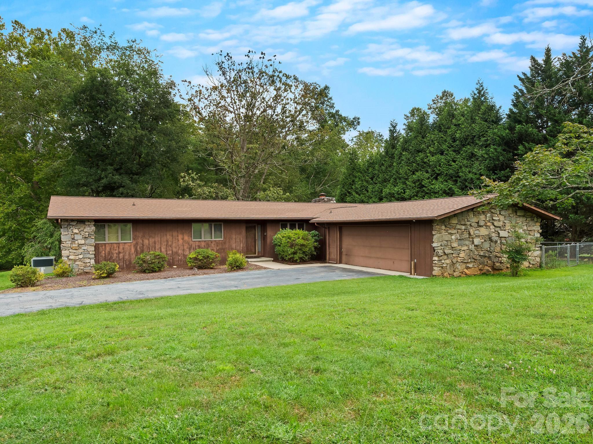 343 White Pine Drive — photo