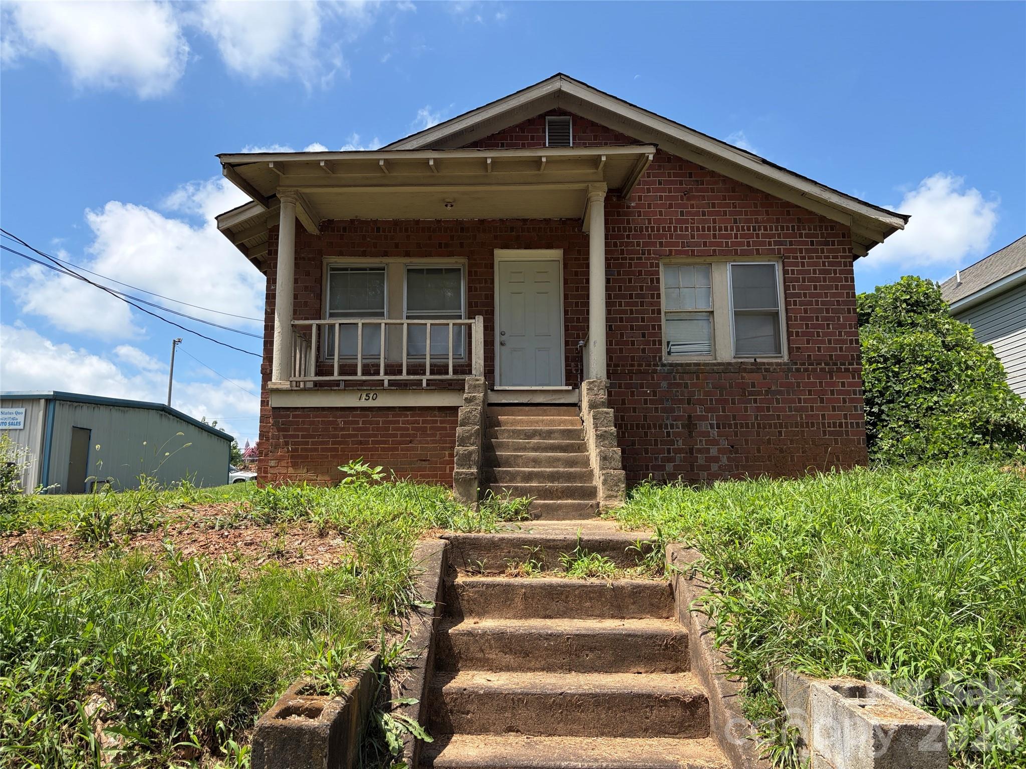 150 Woodlawn Drive — photo