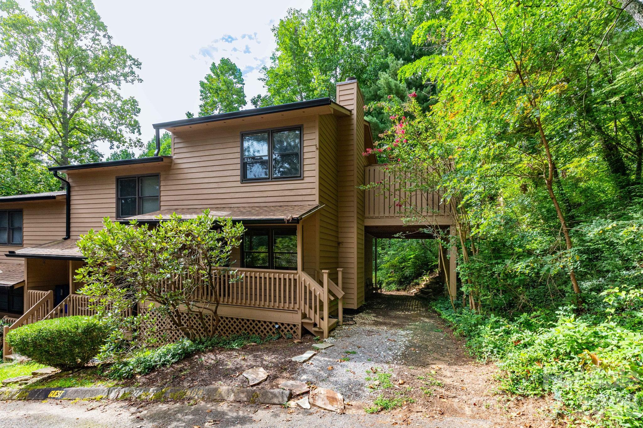 404 Buck Cove Terrace — photo