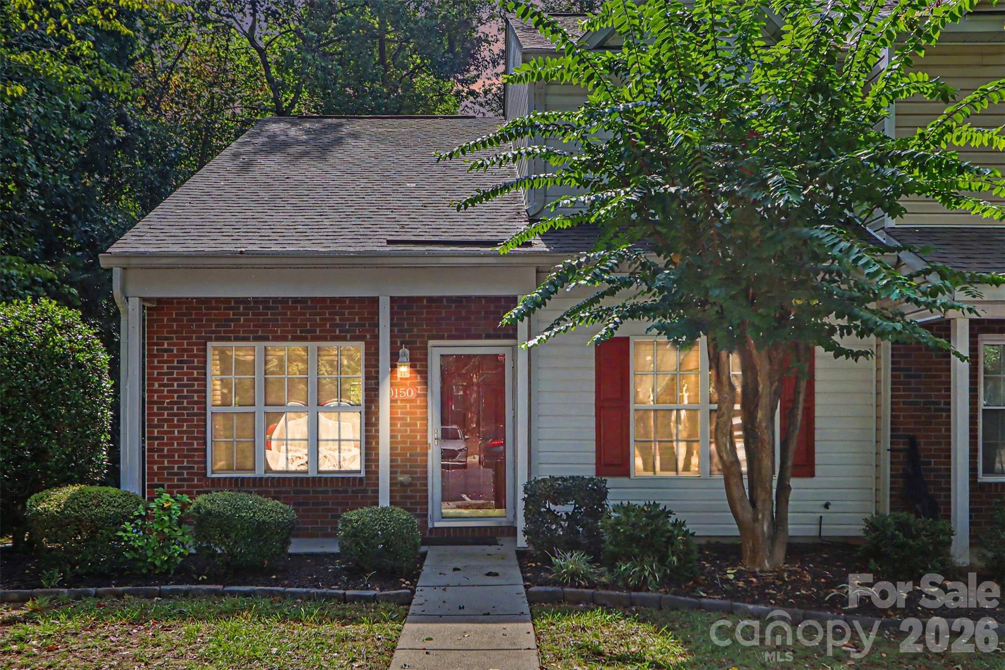 10150 Frosty Lane — photo