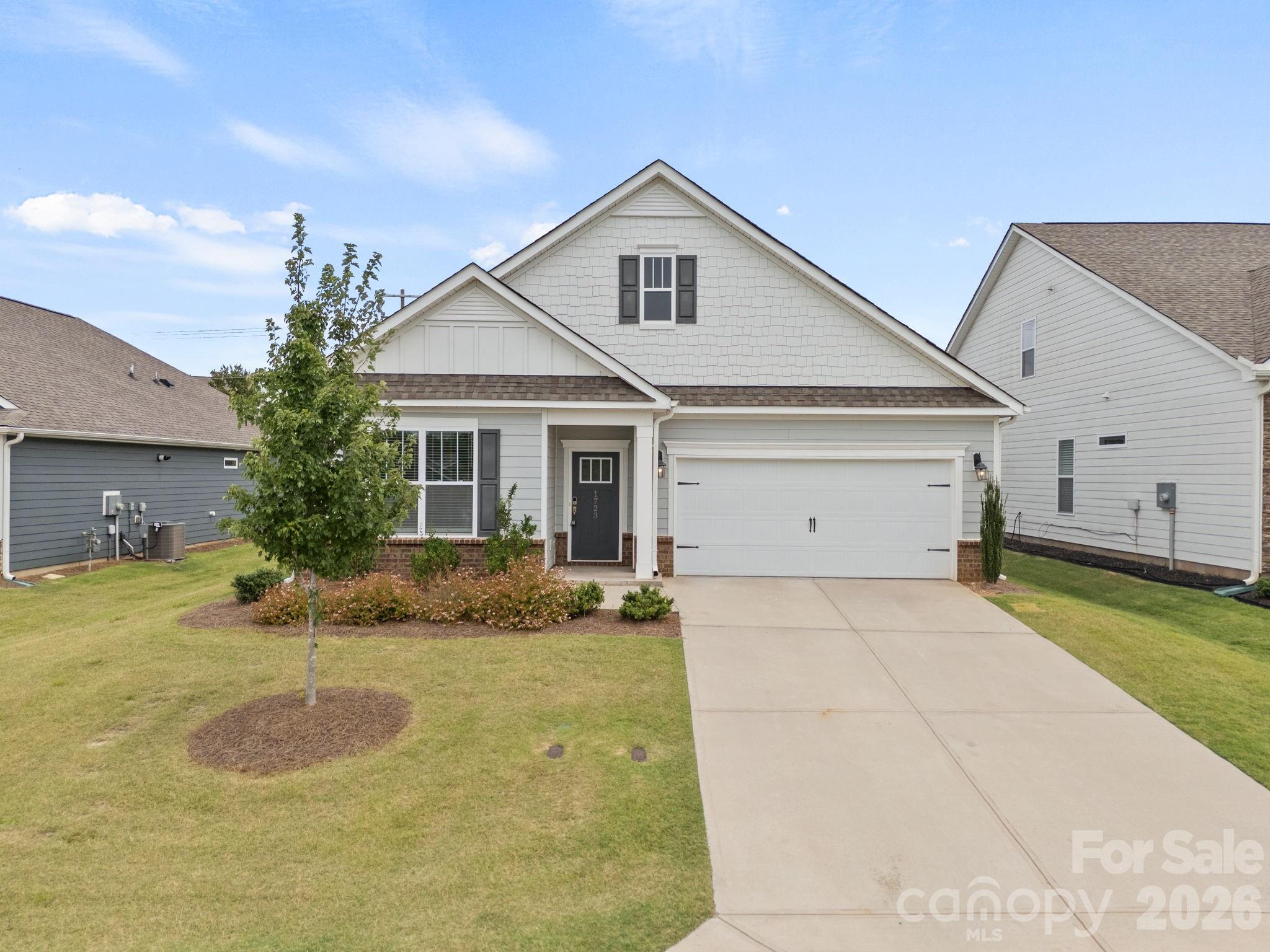 1723 Wabash Place — photo