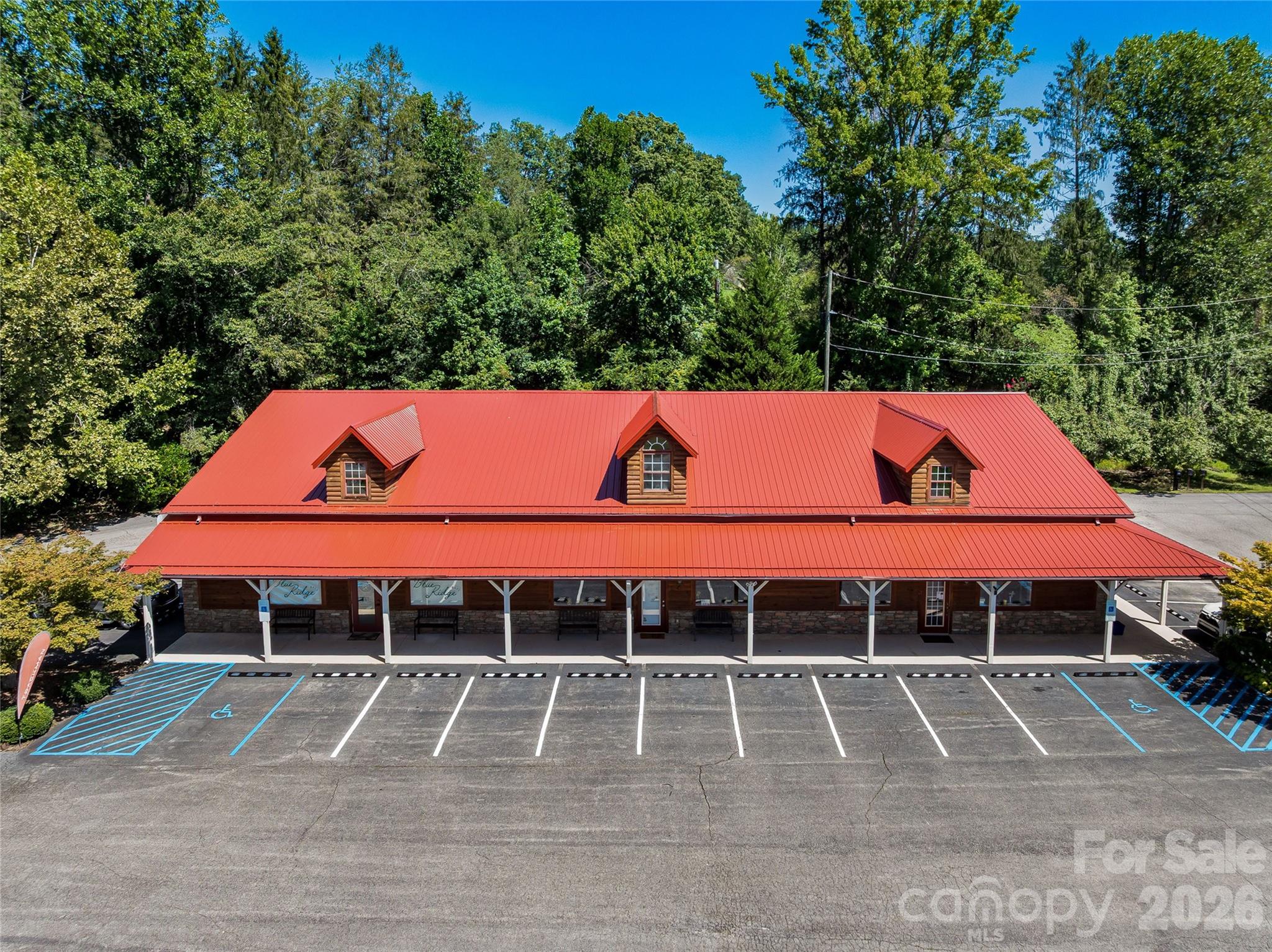 271 Old Barn Road — photo