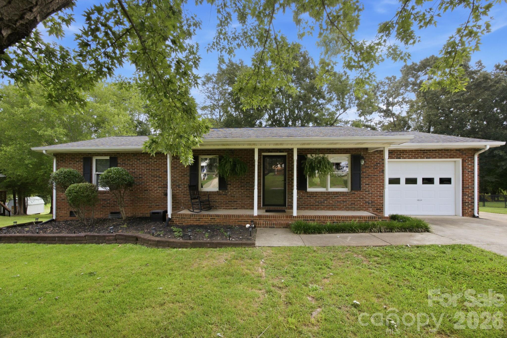 105 Ashburne Drive — photo