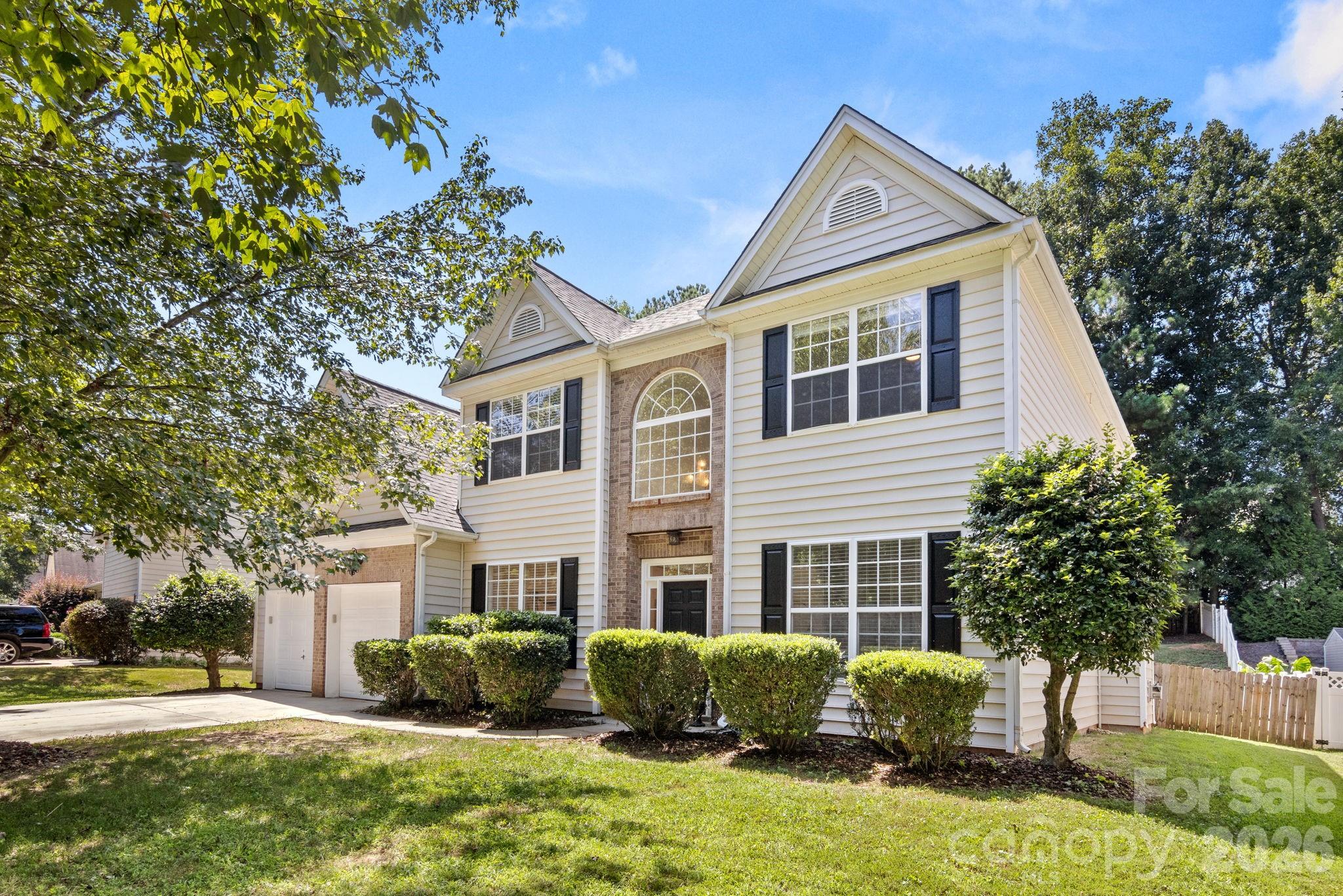 1682 Lillywood Lane — photo