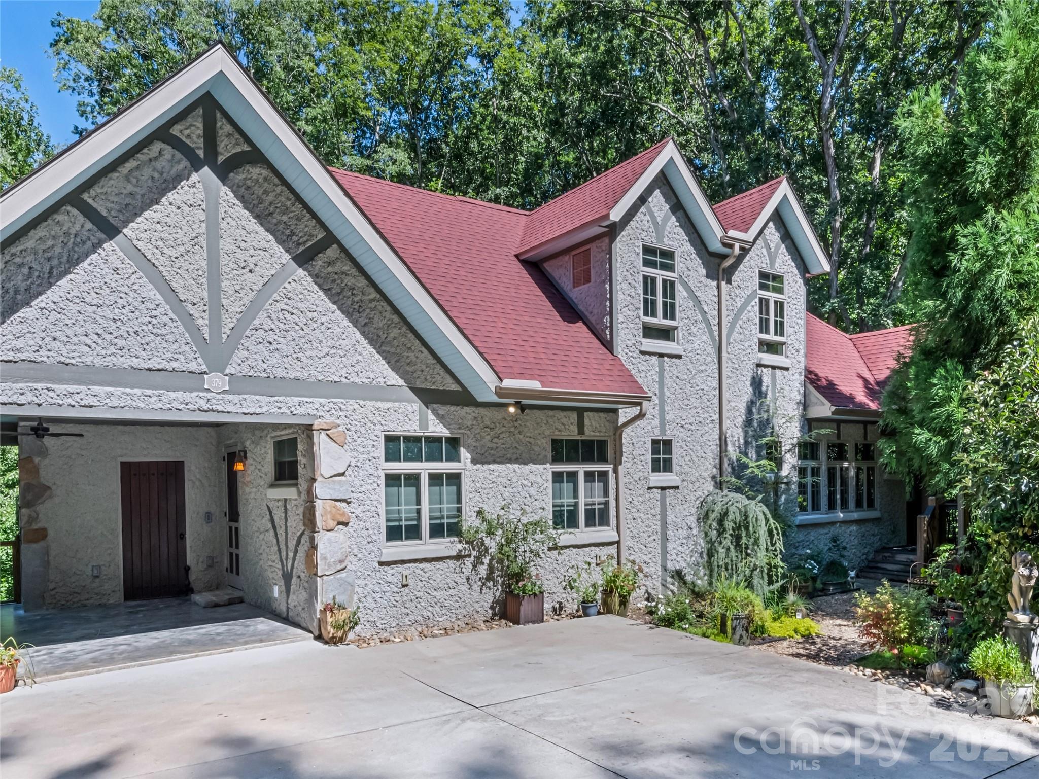 379 Holston Village Road — photo