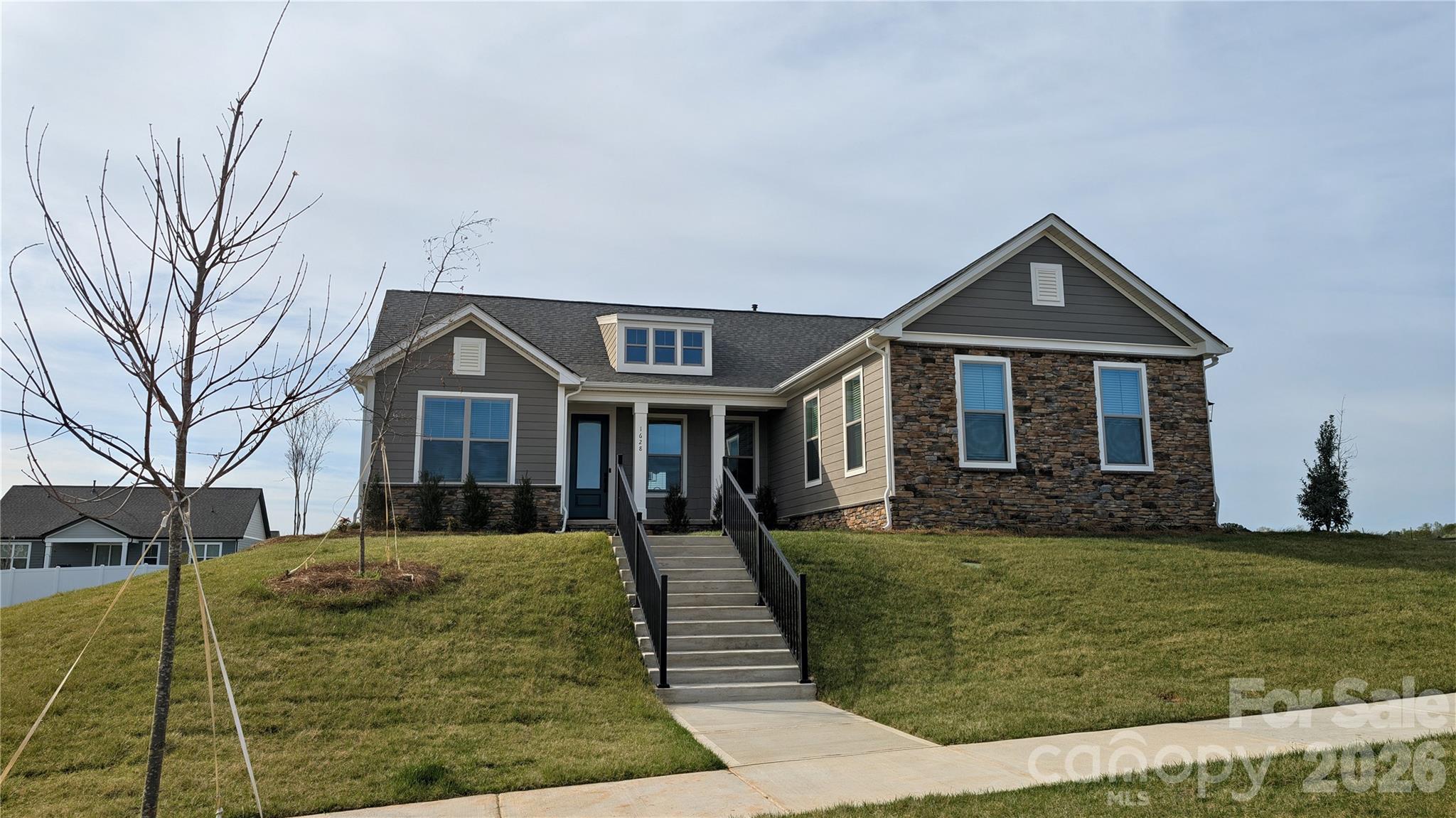 1628 Dresden Drive — photo