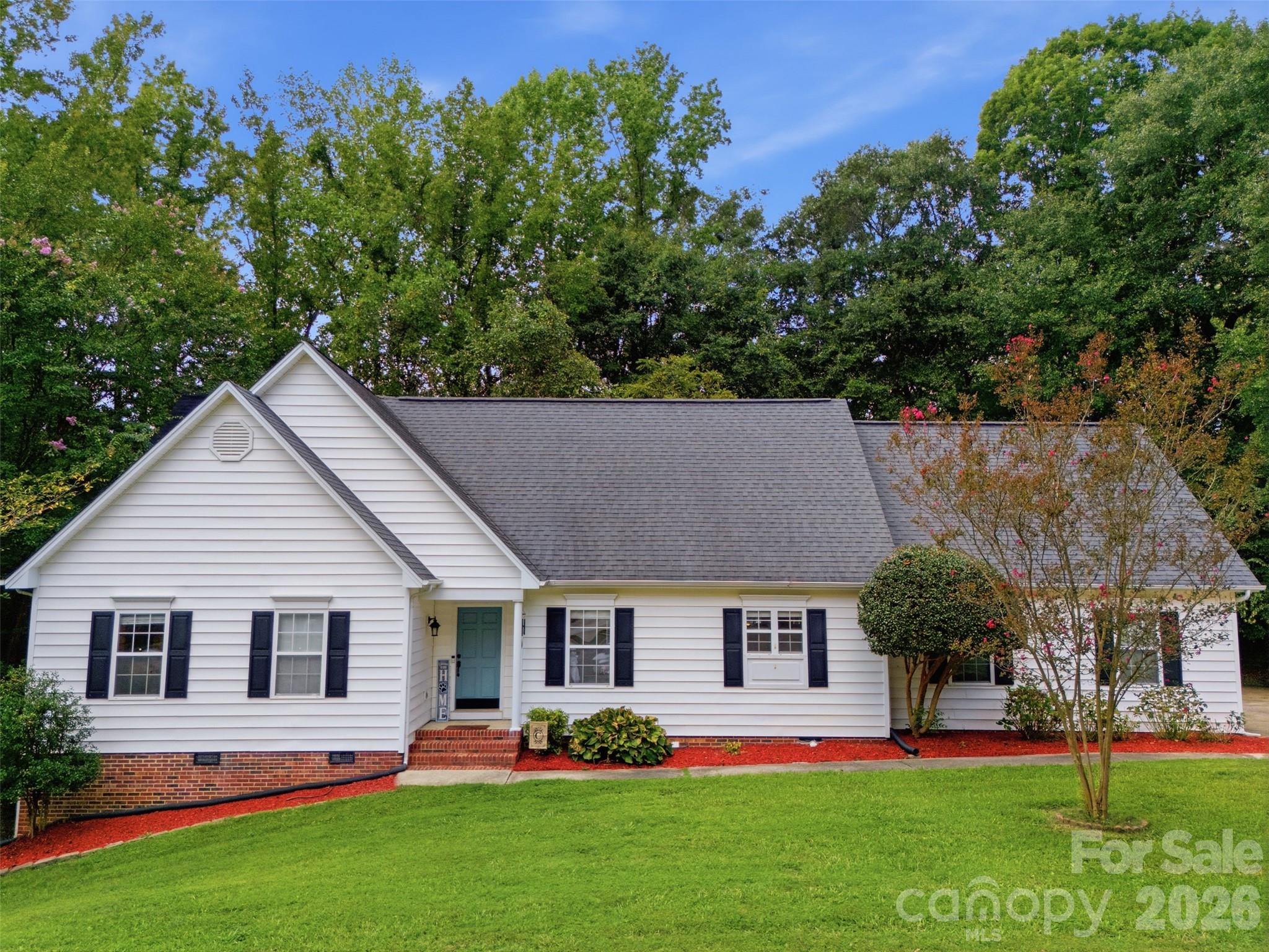 4203 Patriots Way — photo