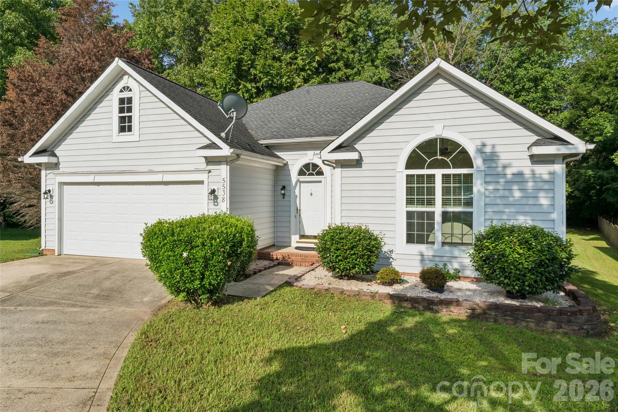 5538 Whispering Wind Lane — photo