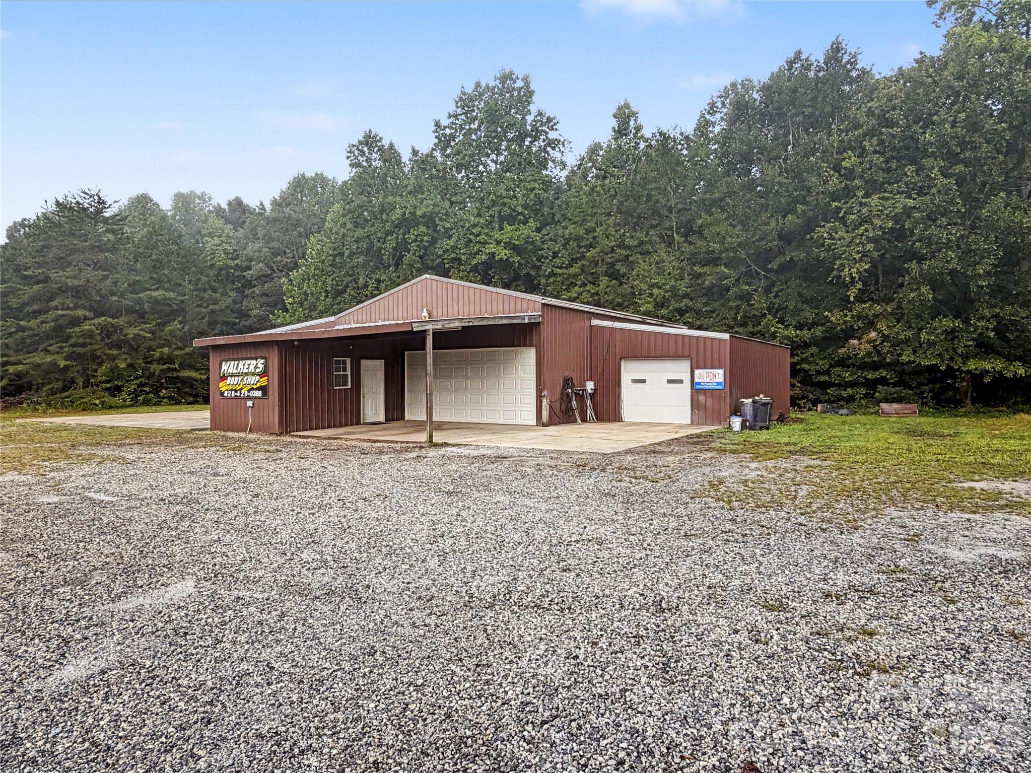 2330 Oakland Road — photo