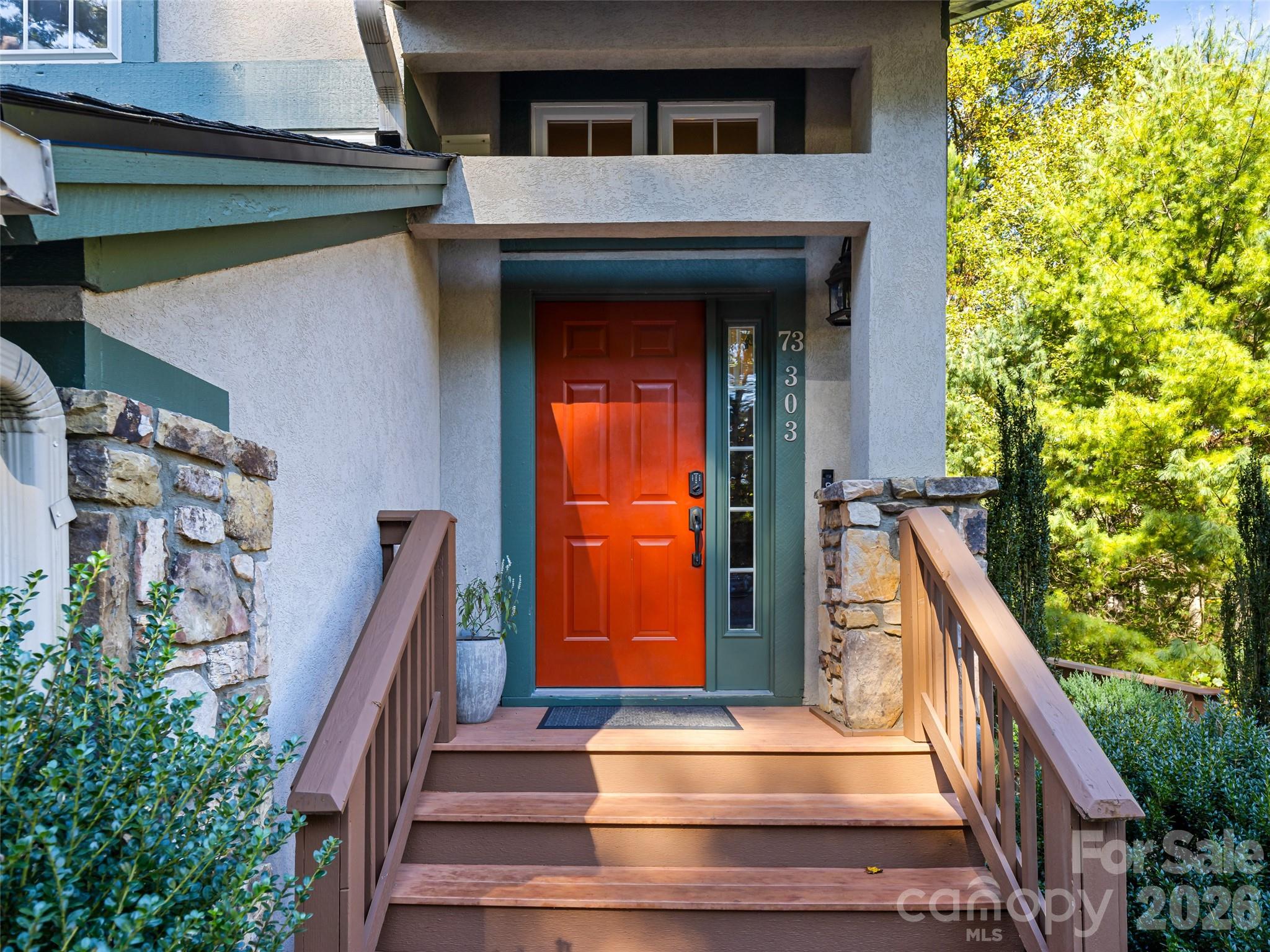 73 Ridgetop Circle 303 — photo