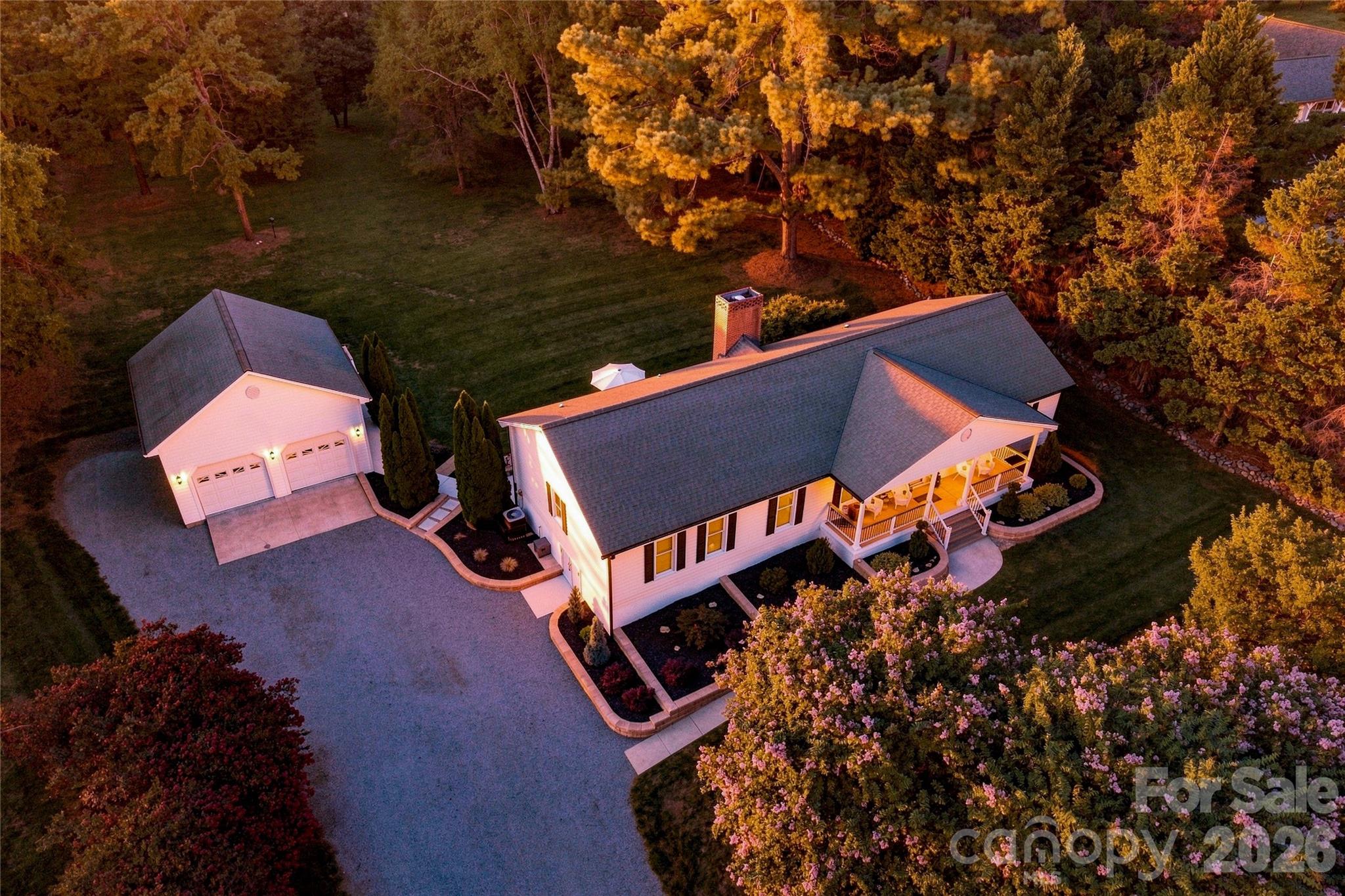 2429 Cassidy Drive — photo