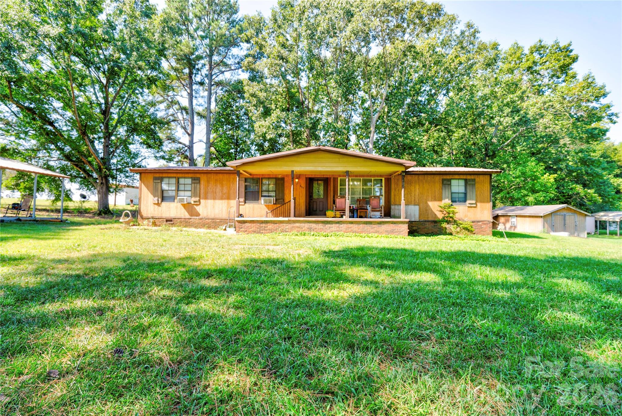 807 Johnnie Bridges Road — photo