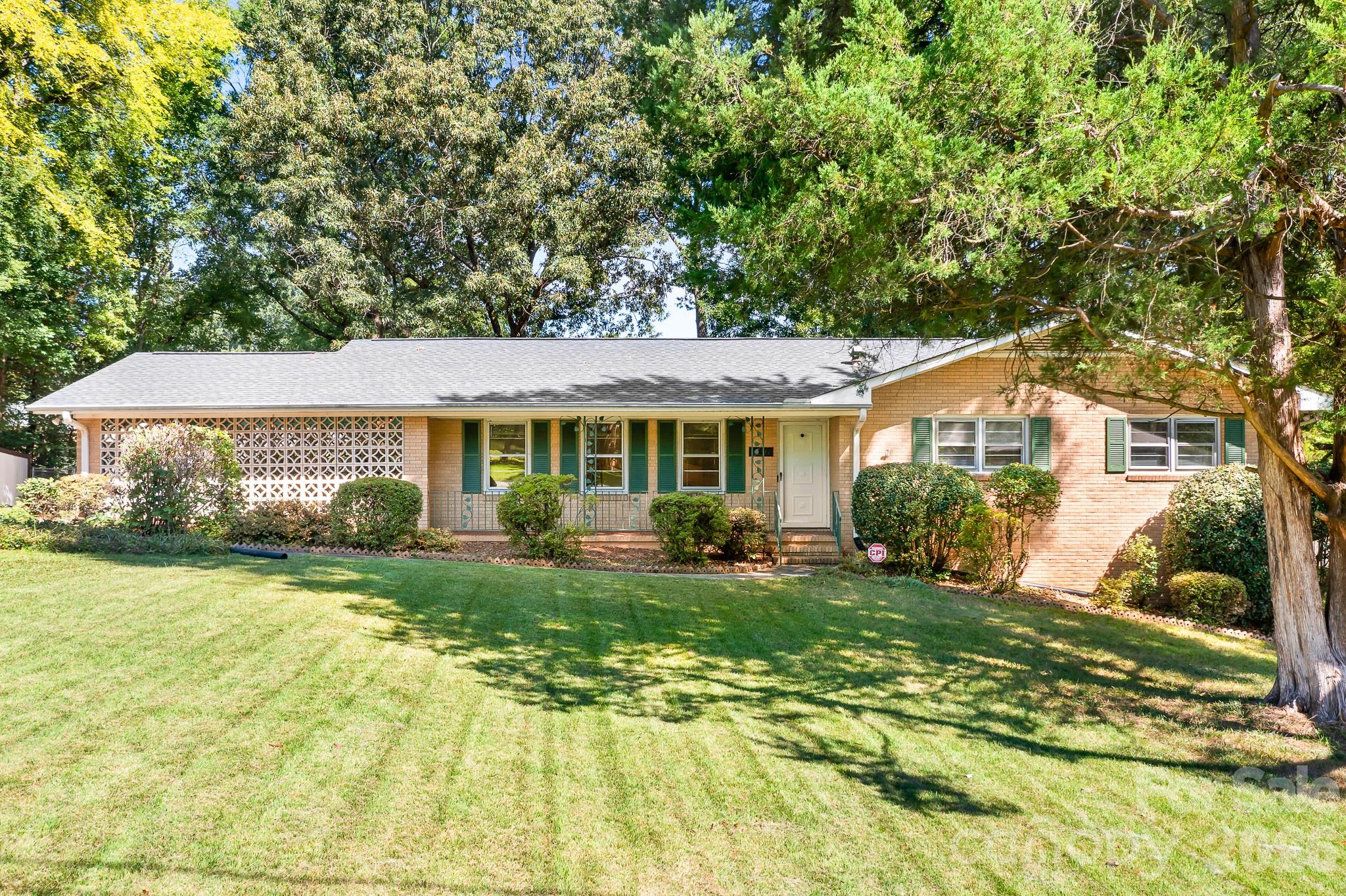 316 Hudson Drive — photo