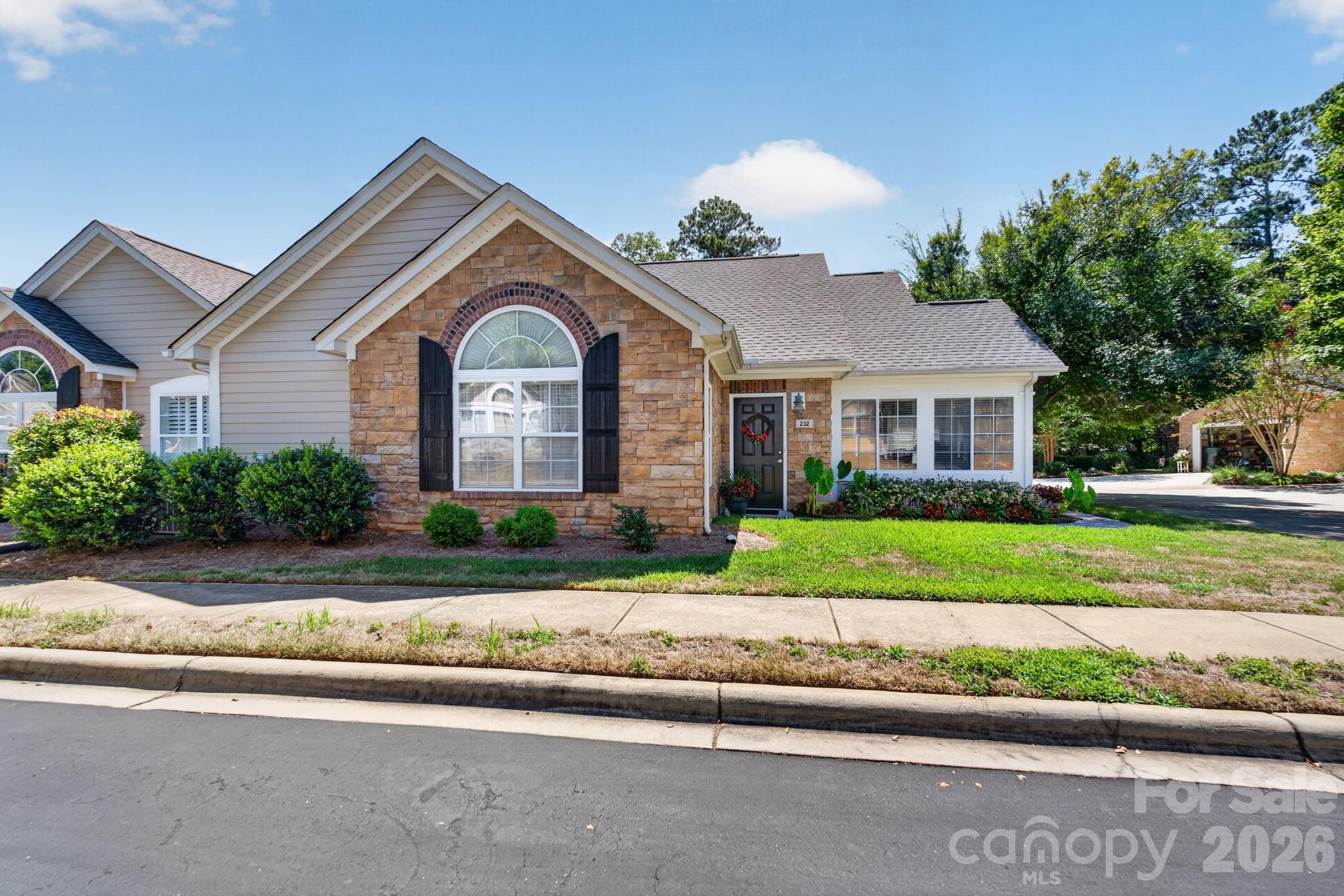 232 Lone Oak Circle — photo