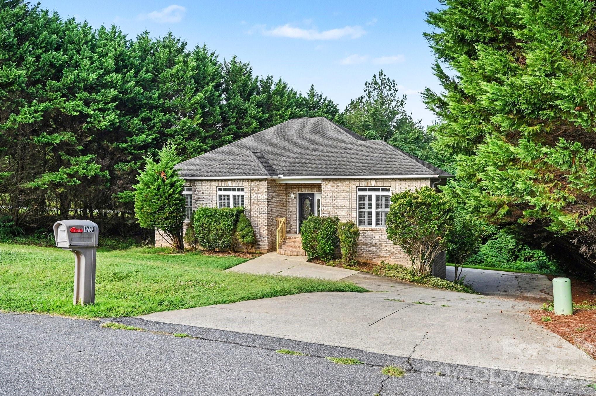 1703 Running Deer Drive NW — photo