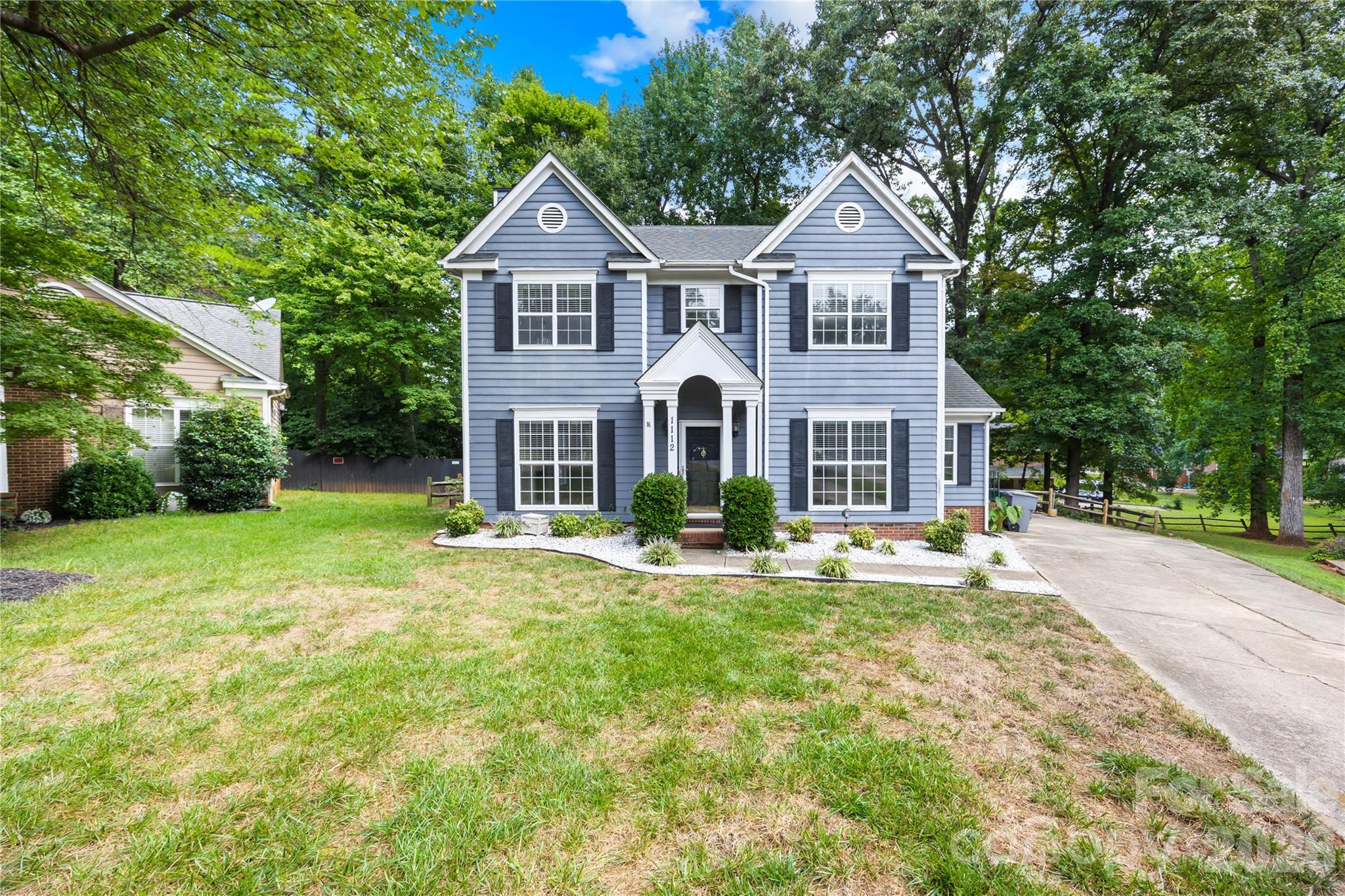 1112 Coachlight Circle — photo