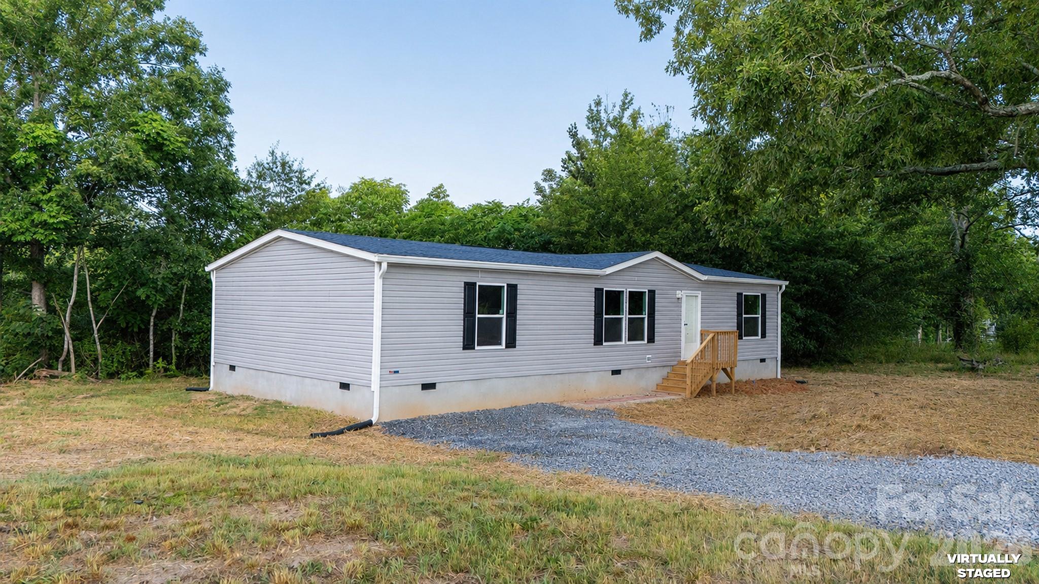 2205 Kingston Road — photo