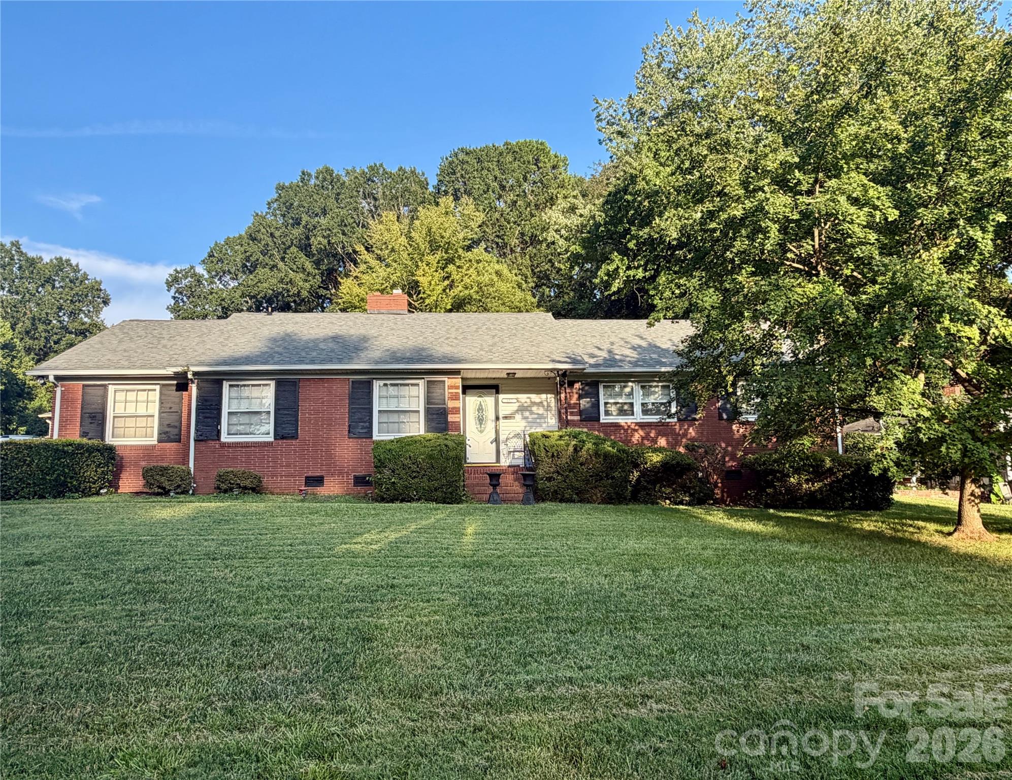 332 Fannie Circle — photo