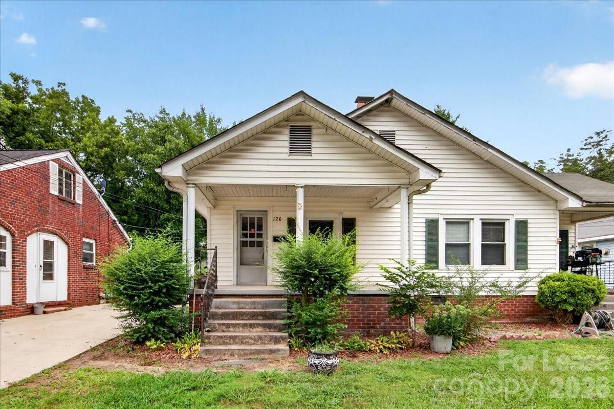 120 Freeze Avenue NW — photo