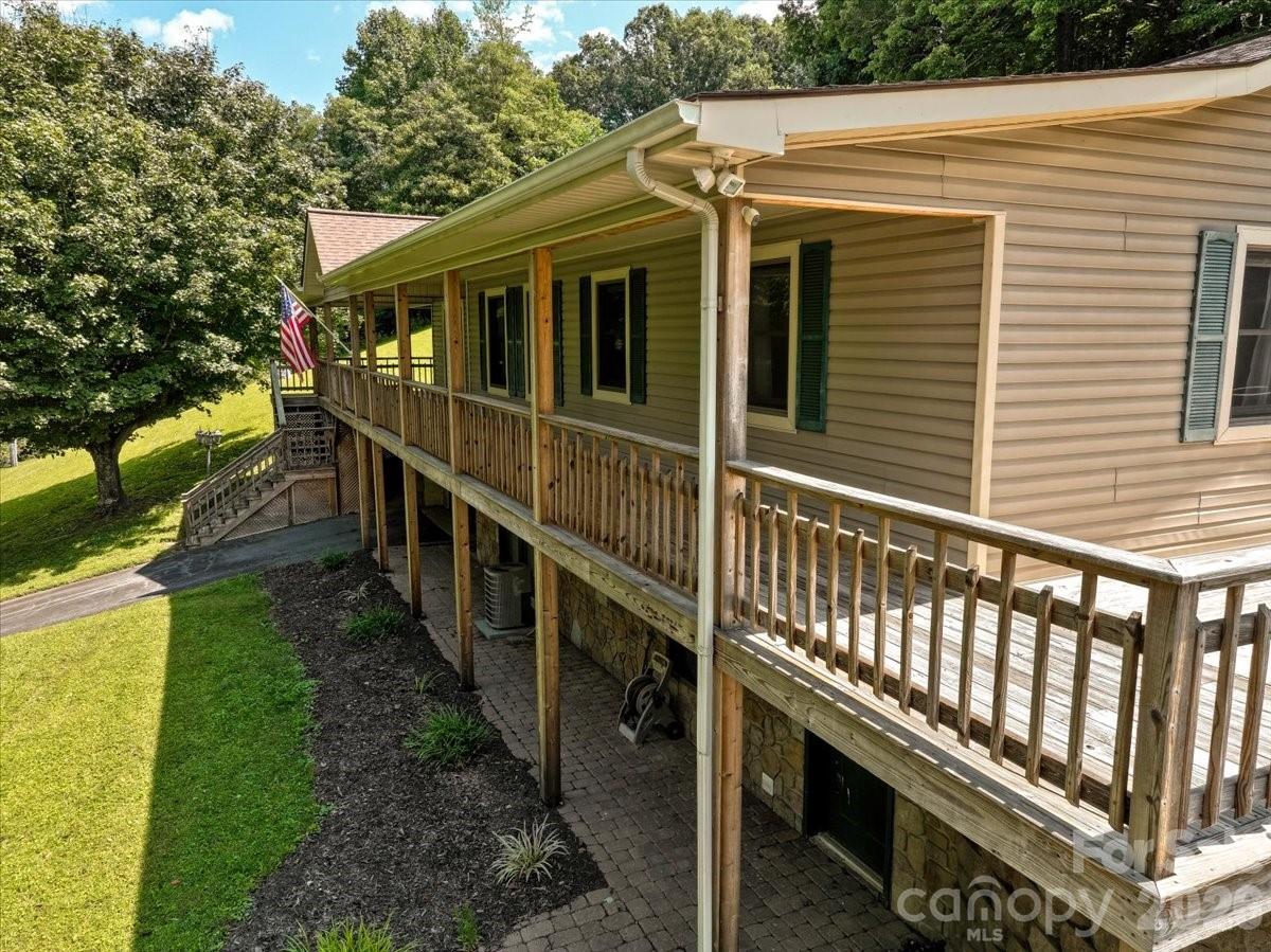 299 Mcdowell Lane — photo