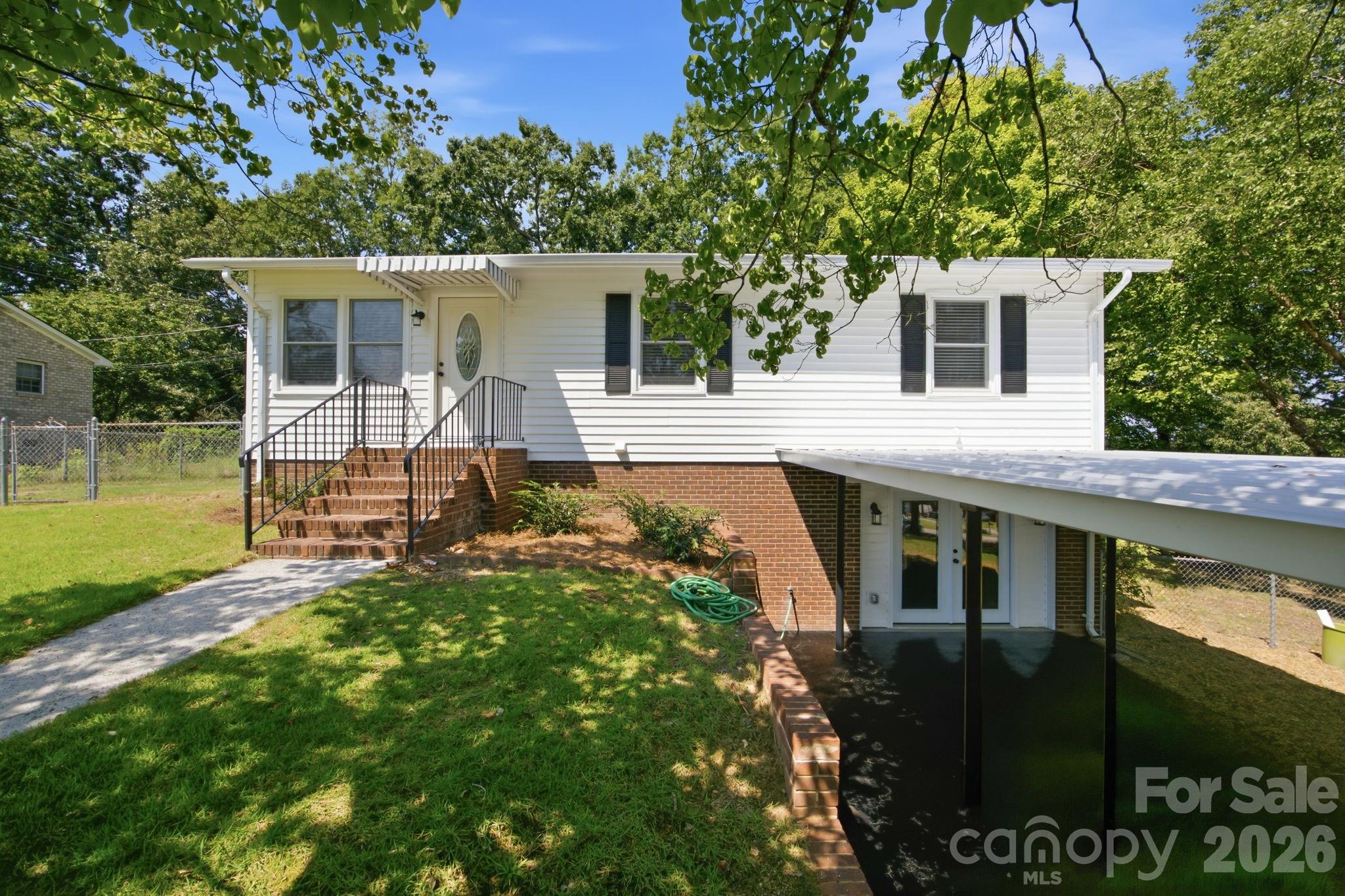 1720 Valwood Street — photo