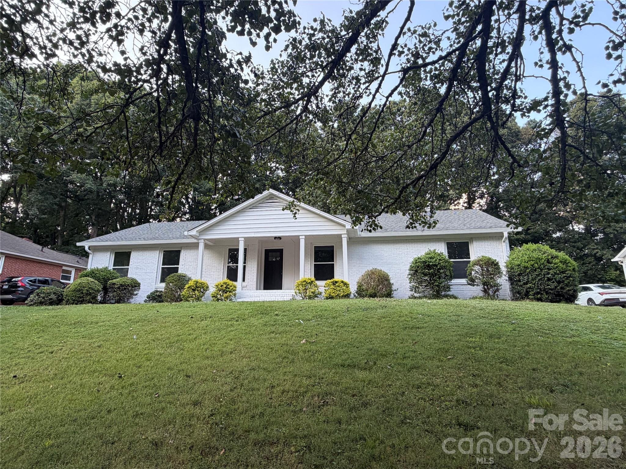 1236 Beechdale Drive — photo