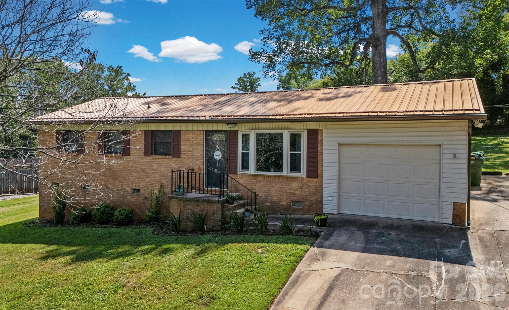 2435 Lewiston Drive — photo