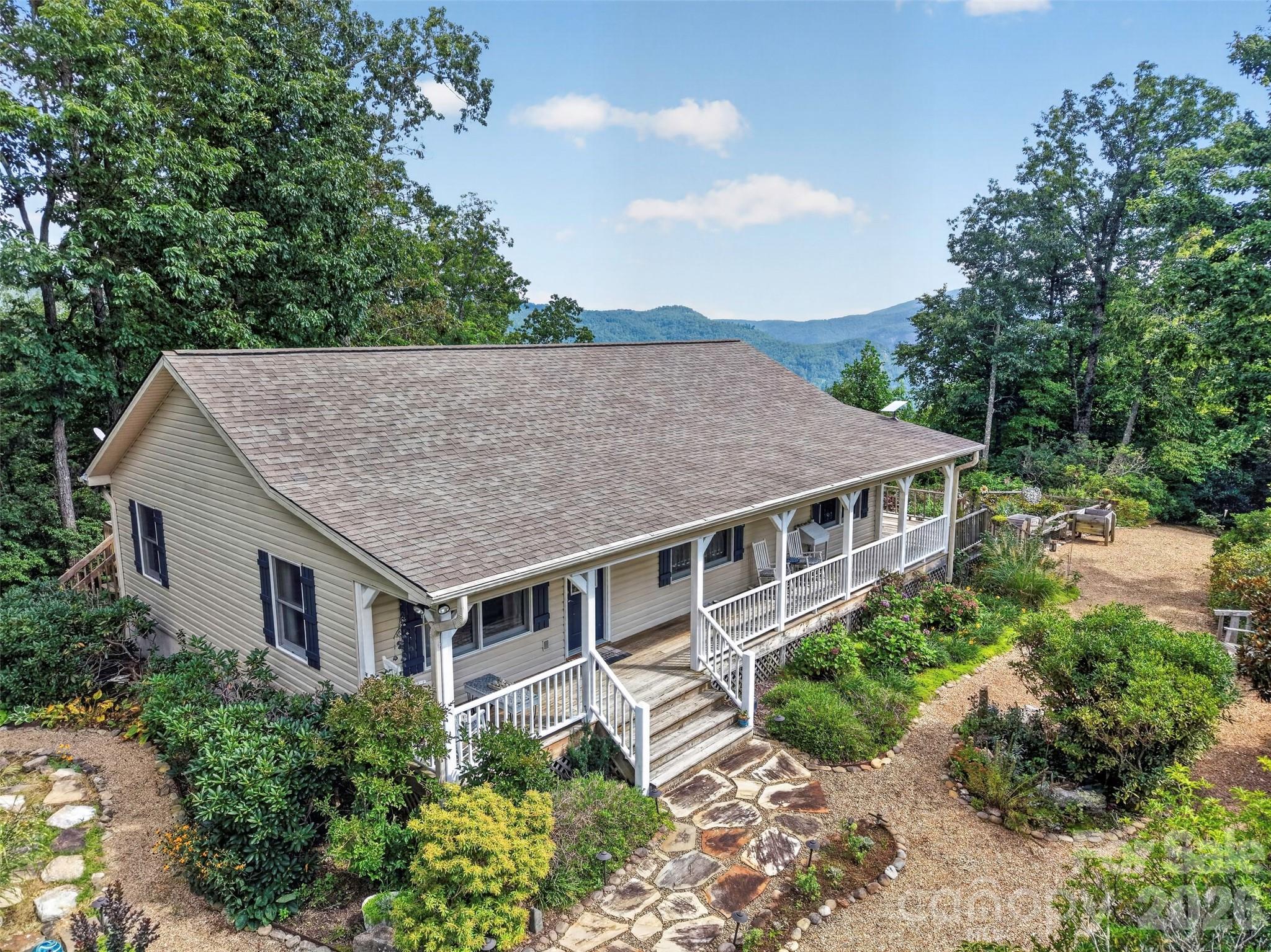 50 Autumn View Drive — photo