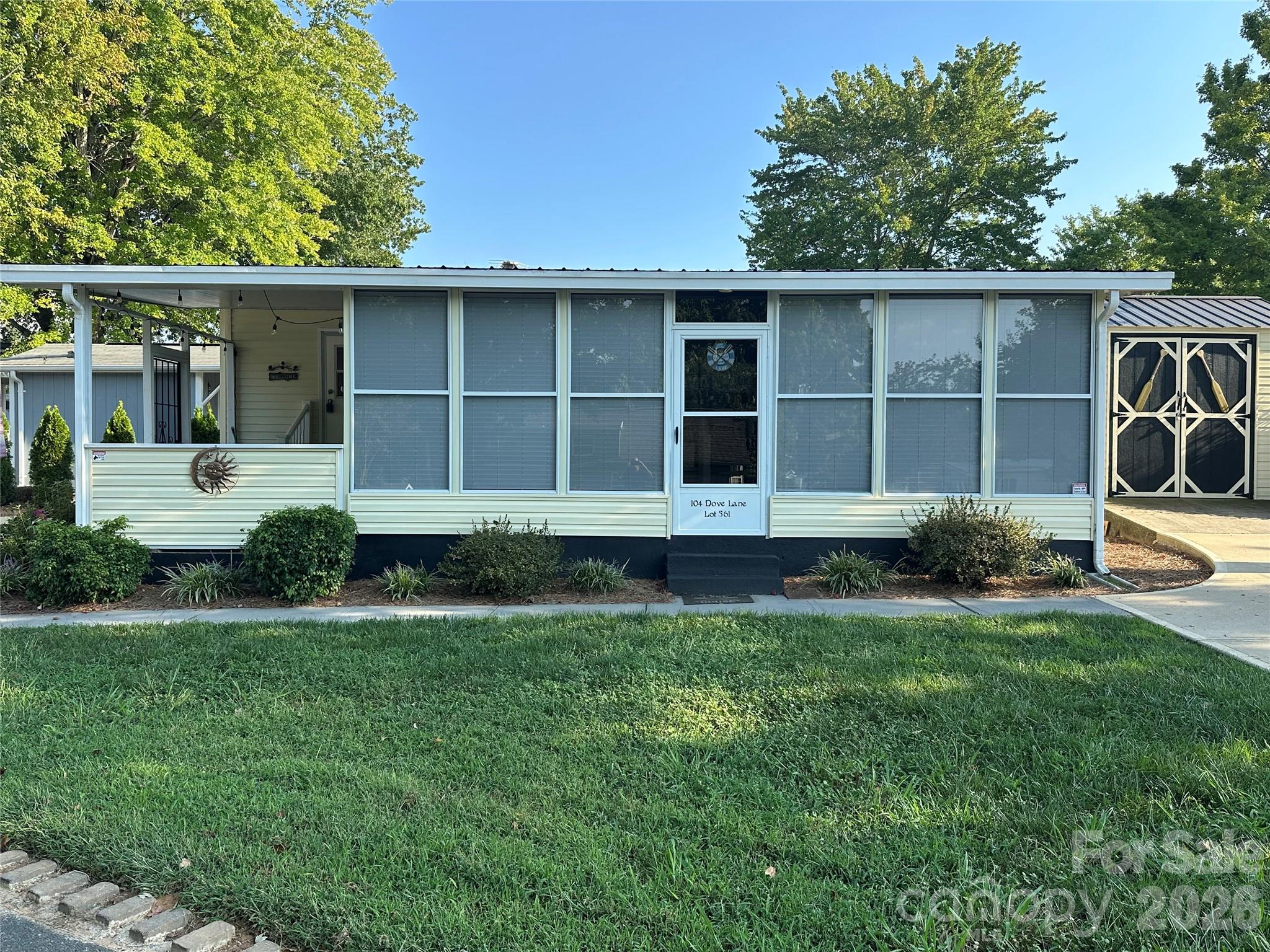 104 Dove Lane — photo