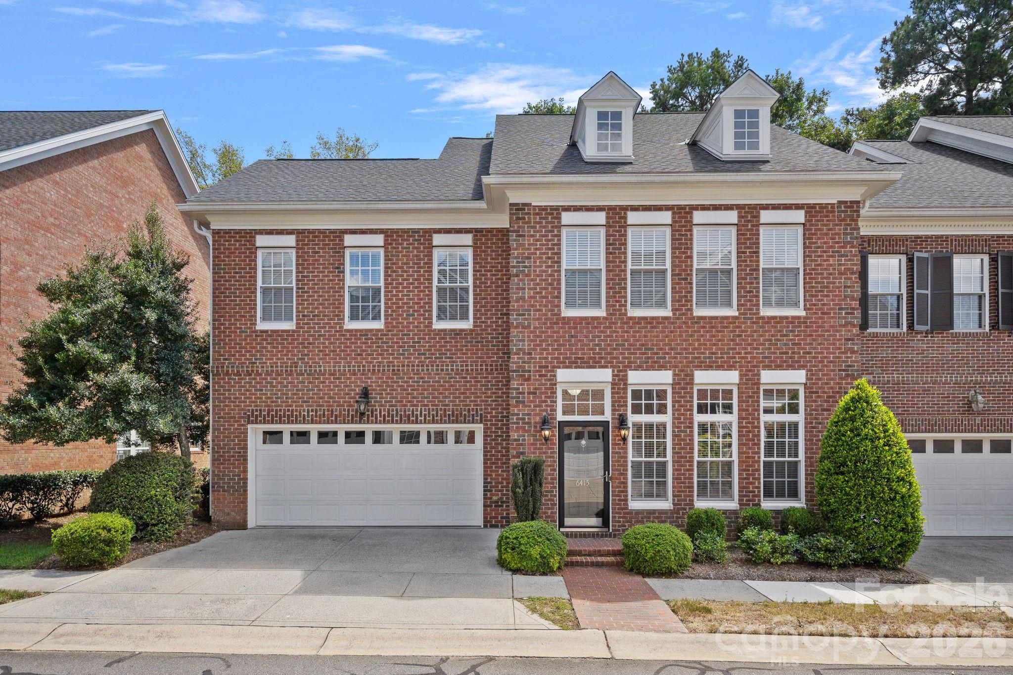 6415 Wakehurst Road — photo