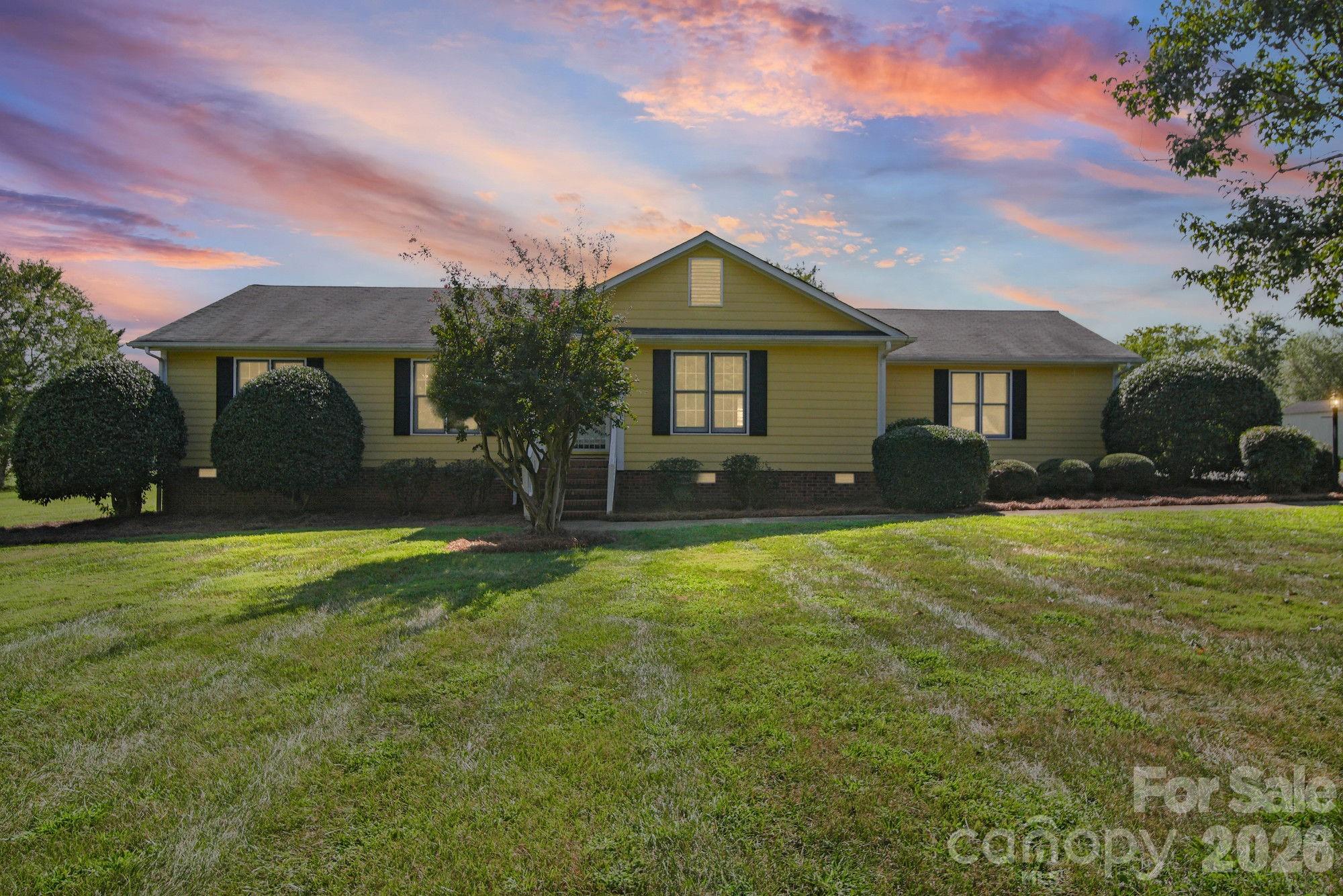 4207 Deerfield Drive — photo
