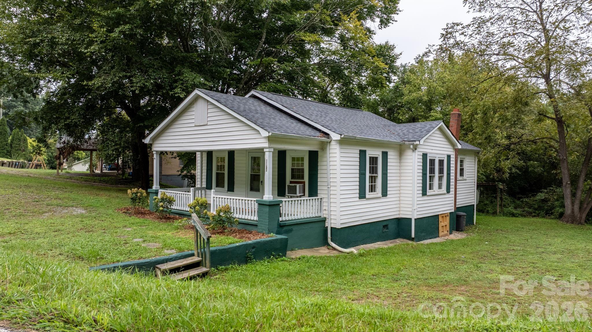 1124 Bradford Mountain Road — photo
